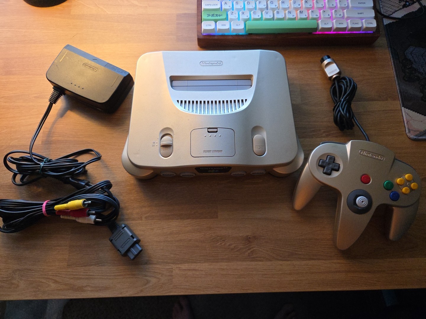 Nintendo 64 Console Gold Limited Edition N64 System REGION FREE Tested