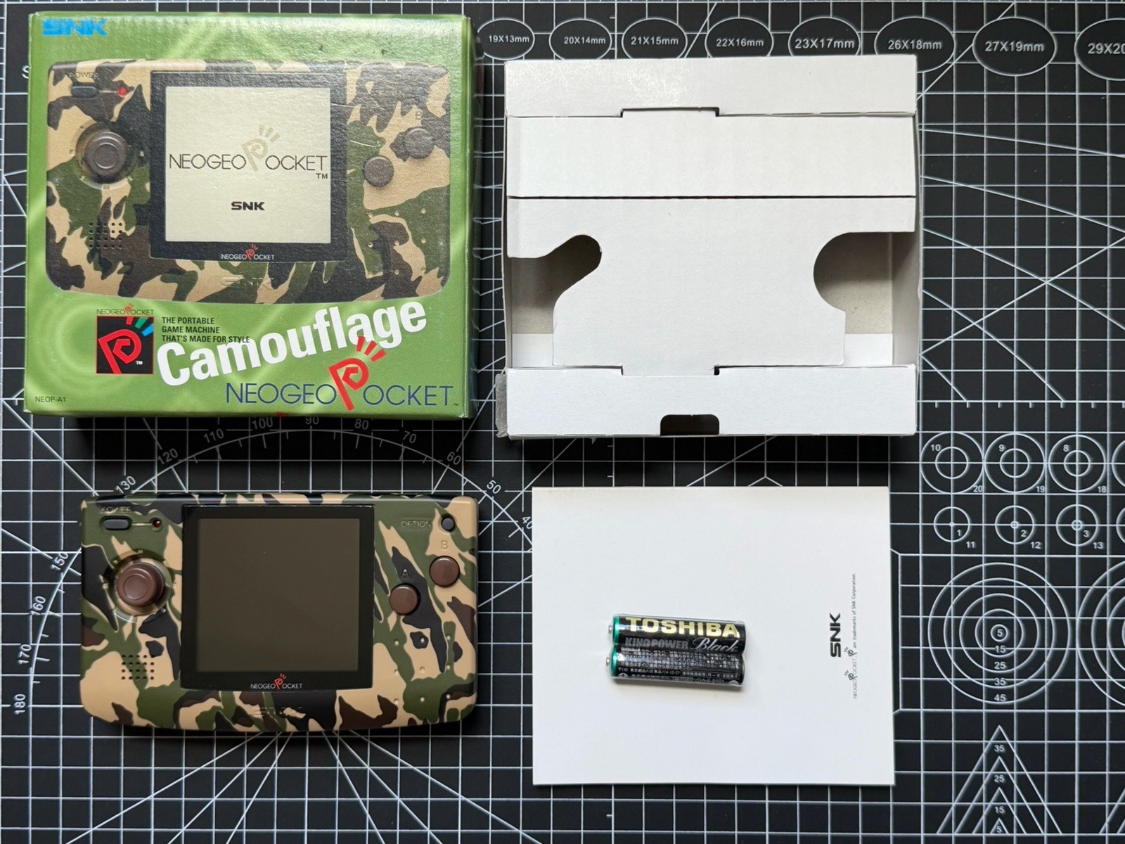 SNK NeoGeo Pocket Camouflage W/ Bivert Backlight &Box & Manual & Insert ~Prefect