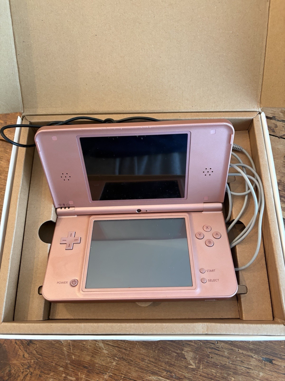 Nintendo DSi XL Metallic Rose In Box Stylus ManualChargerTested Workin G2U