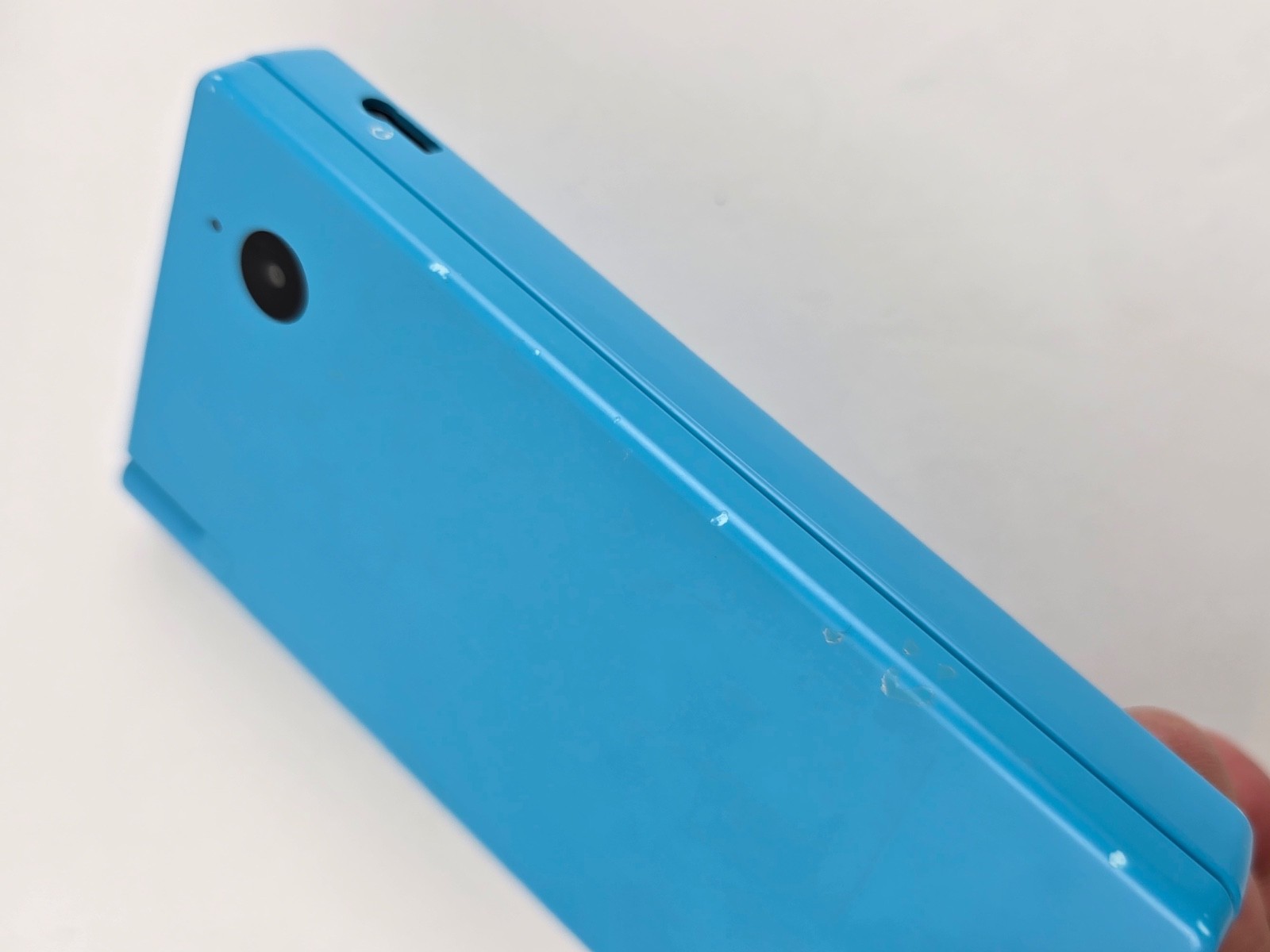 Nintendo DSi TWL-001 Bright Blue Color w/ Charger & Space Invaders Working