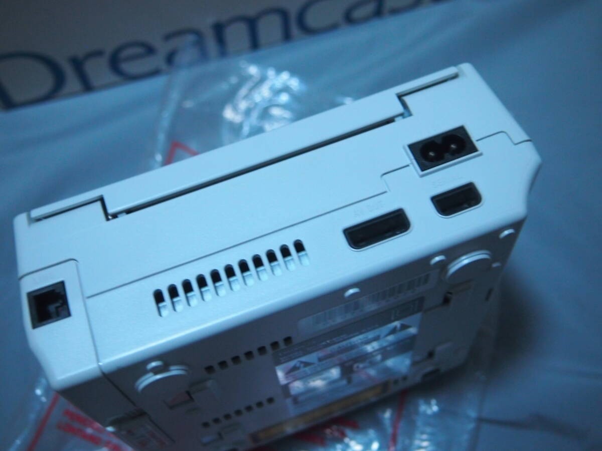 Sega Dreamcast PAL EU HKT-3030 Console *COMPLETE – UNUSED? MINT*