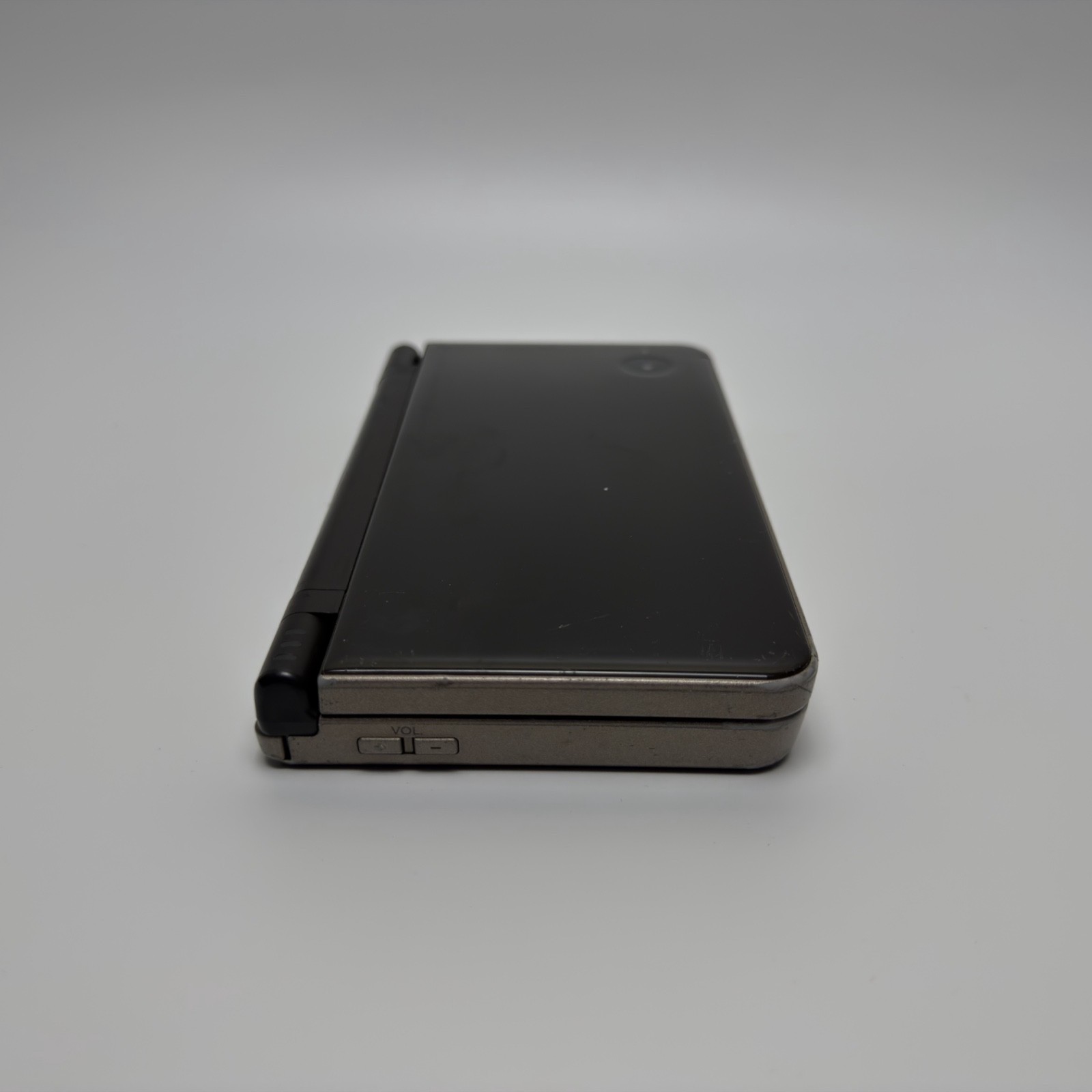 Nintendo DSI XL Bronze Brown w/ Wireless Charging, USB-C, and MORE!