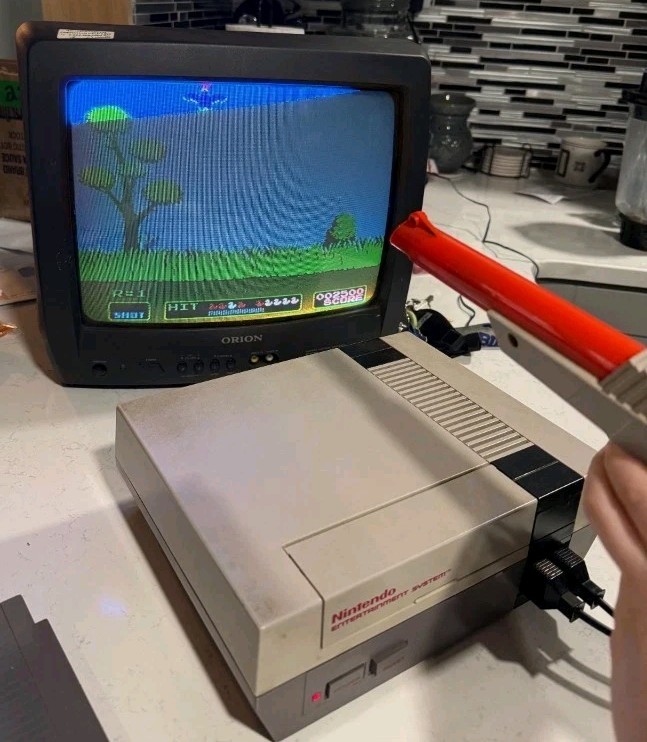 Nintendo NES Action Set Console Complete In Box NES-001 CIB Tested 1985 Orange