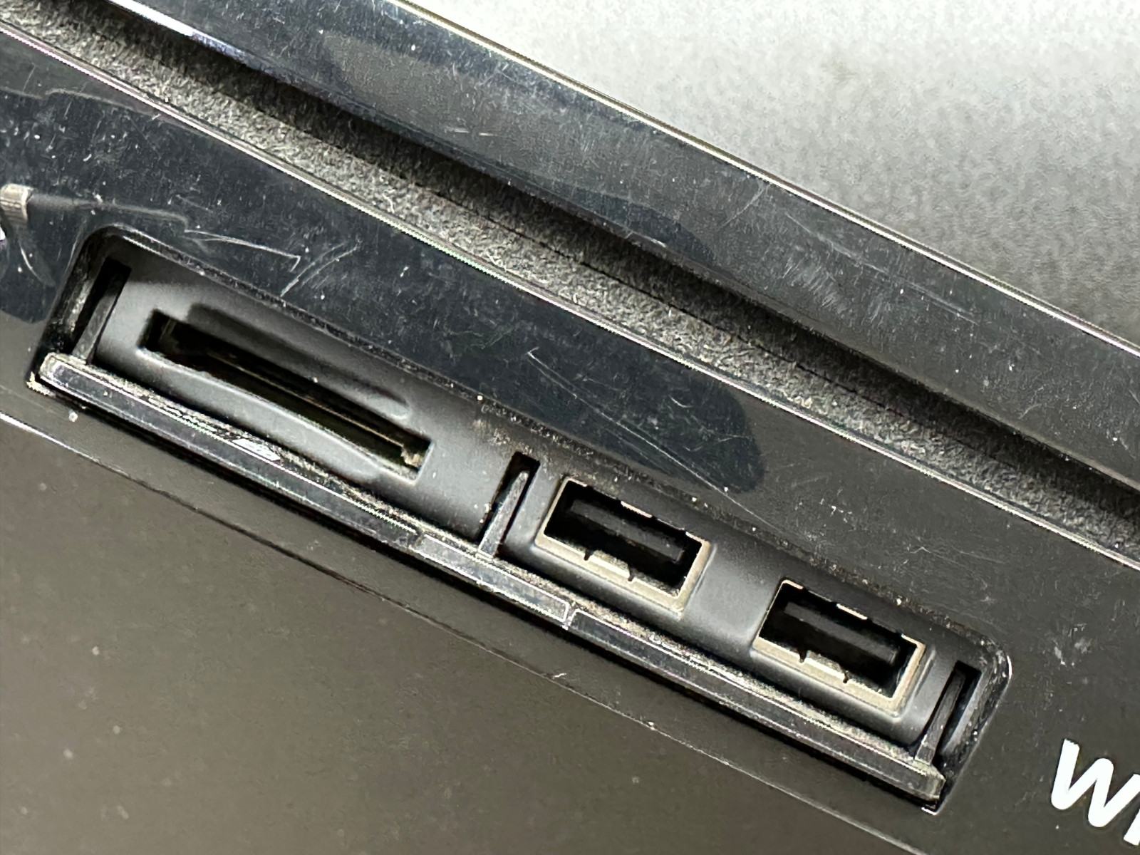 Nintendo Wii U Console 32GB Black | WUP-101(02) | POWERS ON BUT NO SIGNAL