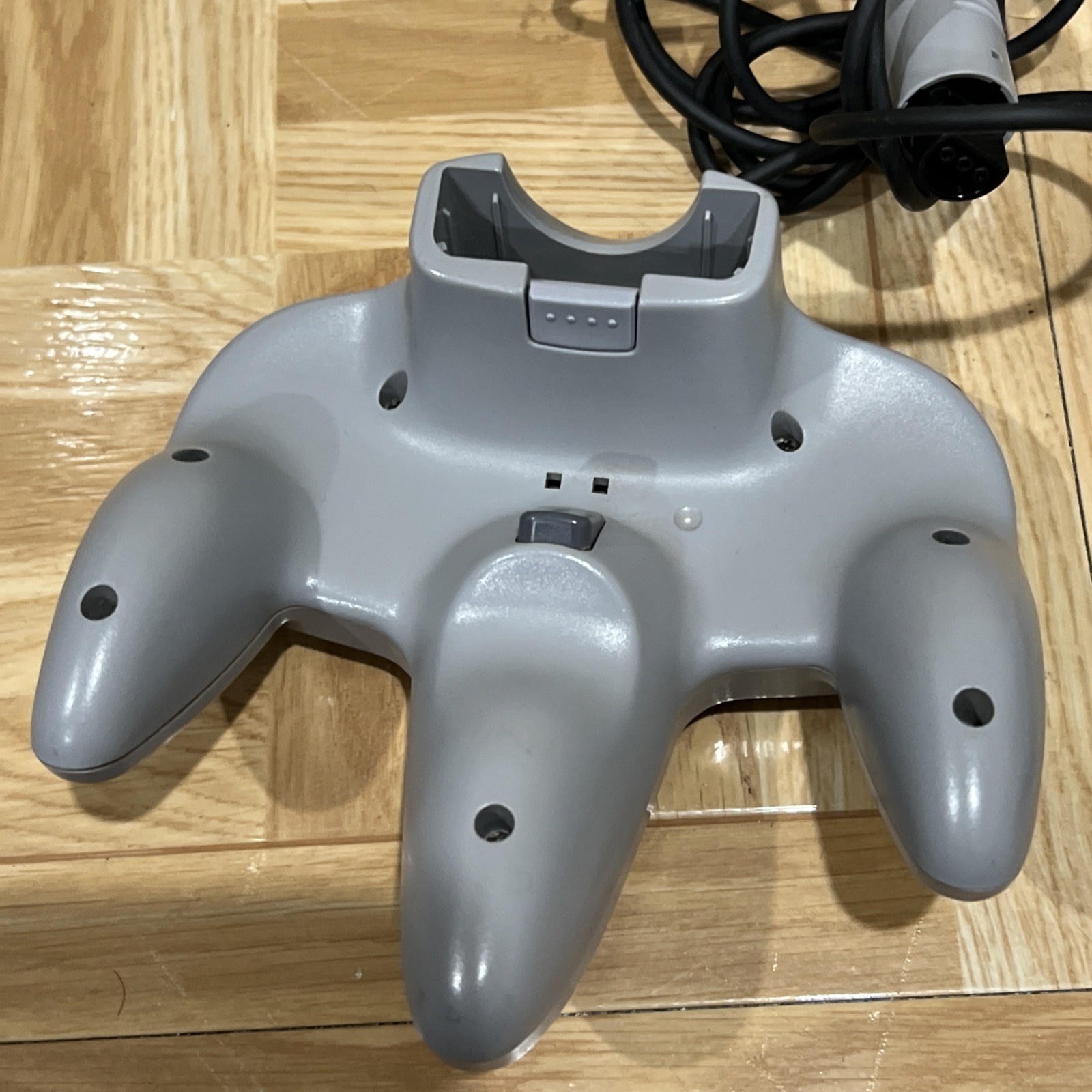 Nintendo 64 N64 Black Console With 1 Controller,cords, And NFL Blitz 200