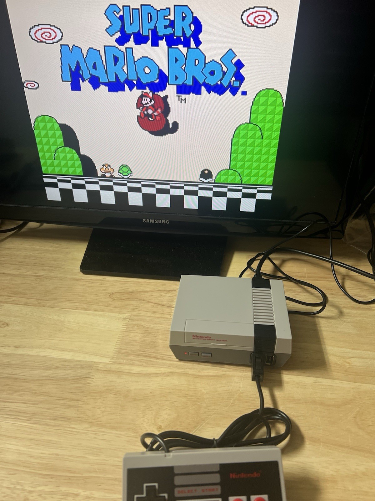 Nintendo Classic Edition 2016 NES Console Complete In Box CIB Tested Working