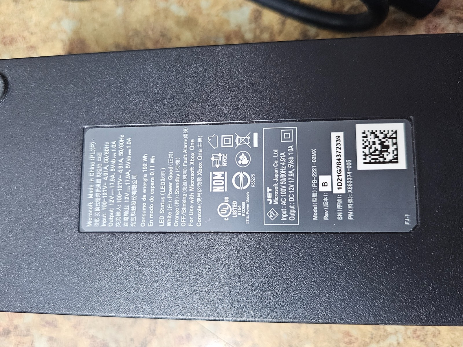 Microsoft Xbox One 500GB Original Video Game Console Model 1540 Pre-owned