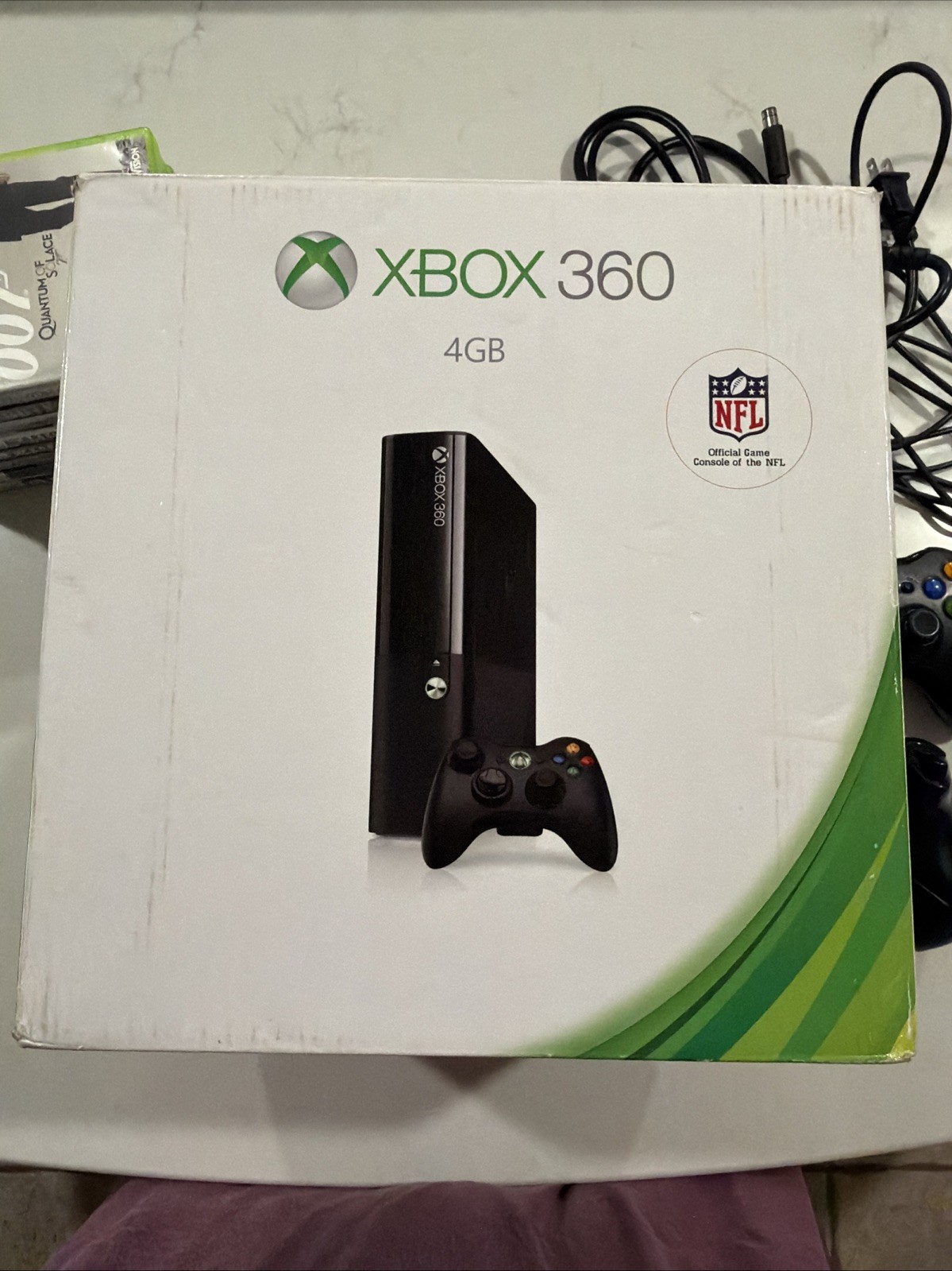 Microsoft Xbox 360 E 4GB Console Black CIB w/ Two Controllers, & 8 Games TESTED!