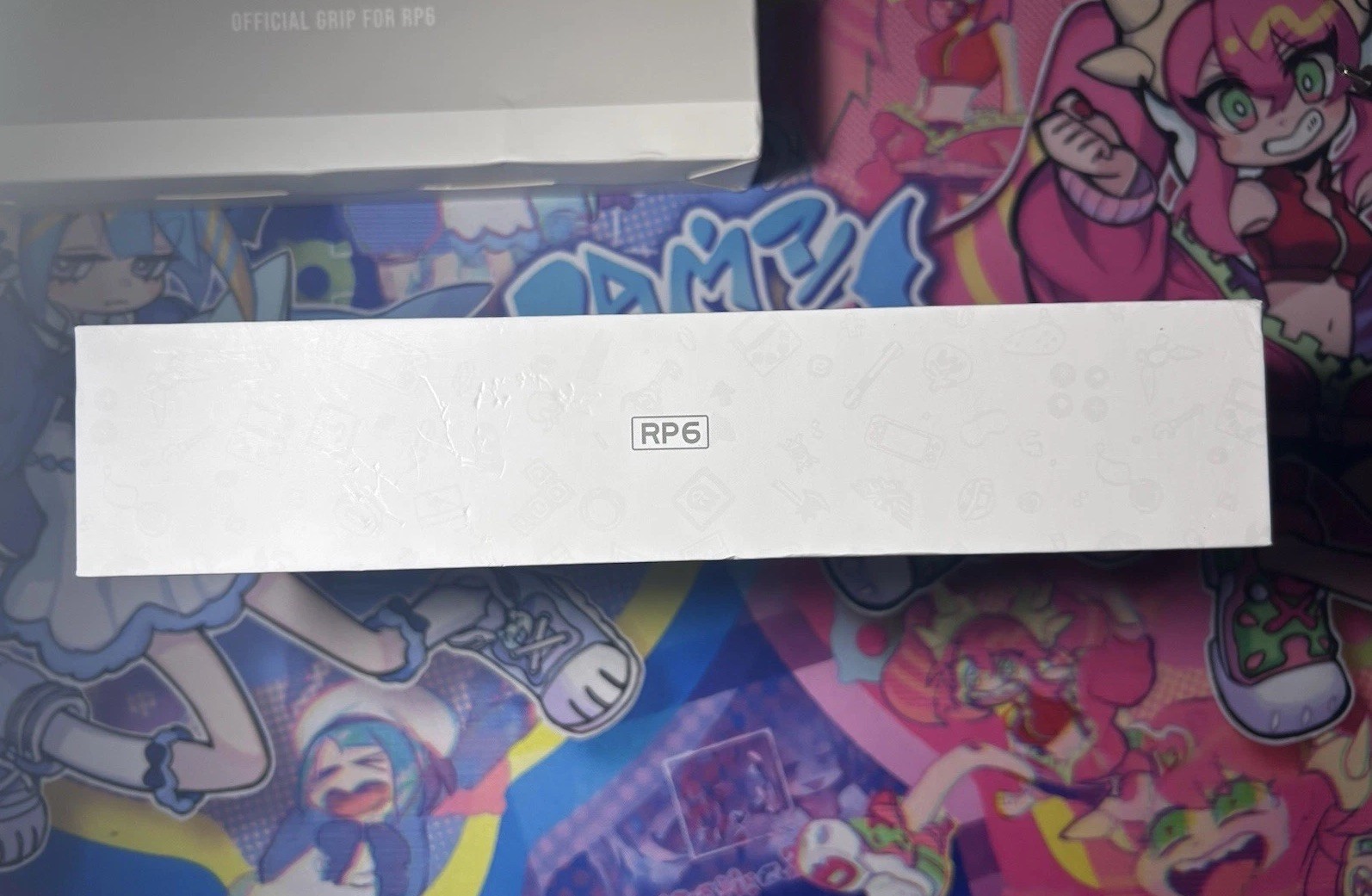 Retroid Pocket 6 | 8GB RAM + 128G | D-Pad Top + Accessories & 4K ACER HDMI HUB