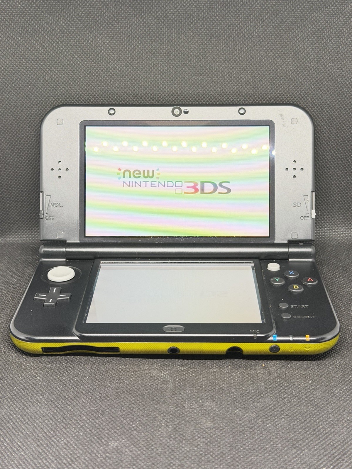 New Nintendo 3DS XL Samus Edition – Loose – Charger Included – Tested Working