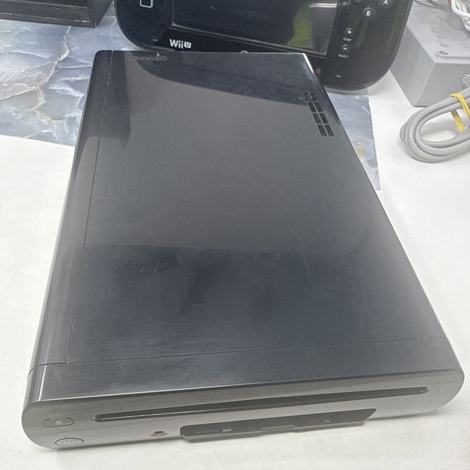 Nintendo Wii U Bundle With 11 Games Tested And Working