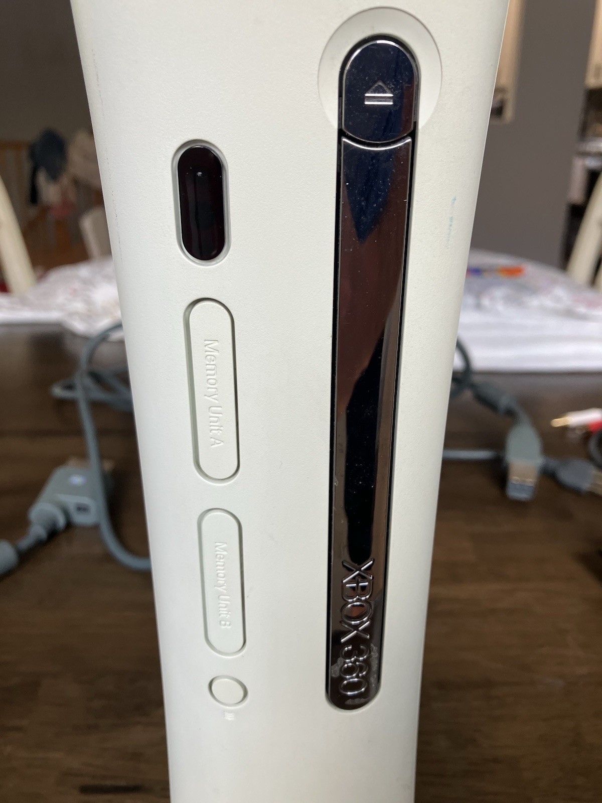 Microsoft Xbox 360 White Console With 100GB Storage Hard Drive – Tested Working