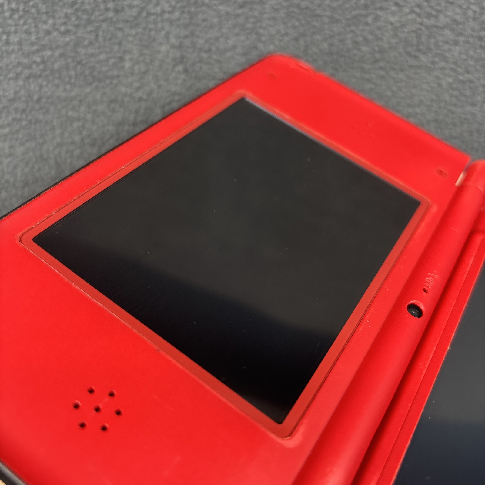 Nintendo DSi XL Super Mario Bros 25th Anniversary Edition w/ Charger – Tested