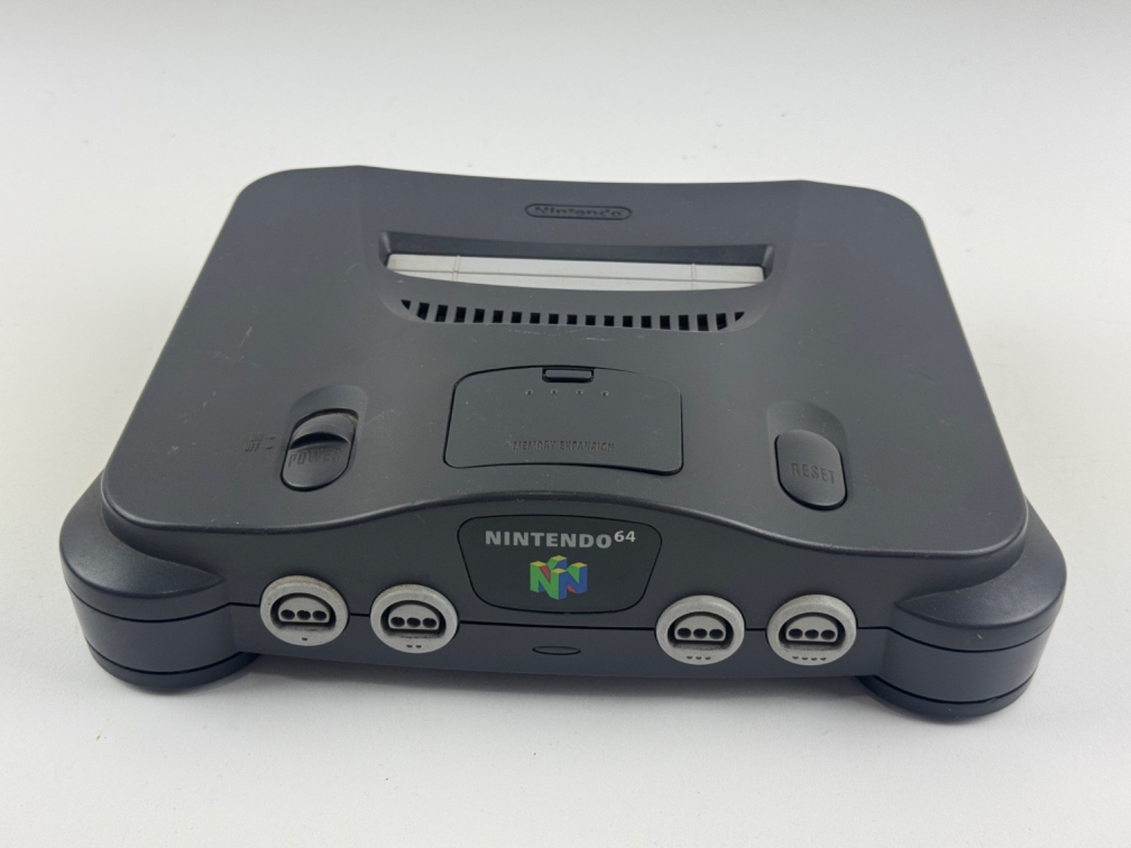 Nintendo 64 N64 NUS-001 System Console Bundle w/ Controllers & Hyper Pak Plus