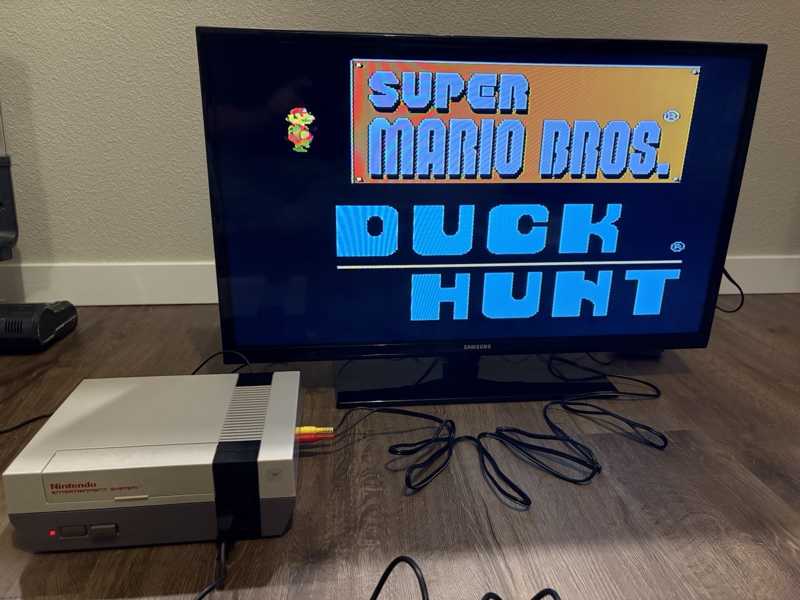 Nintendo Entertainment System Action Set (Tested/Working/Original Box/See Notes)