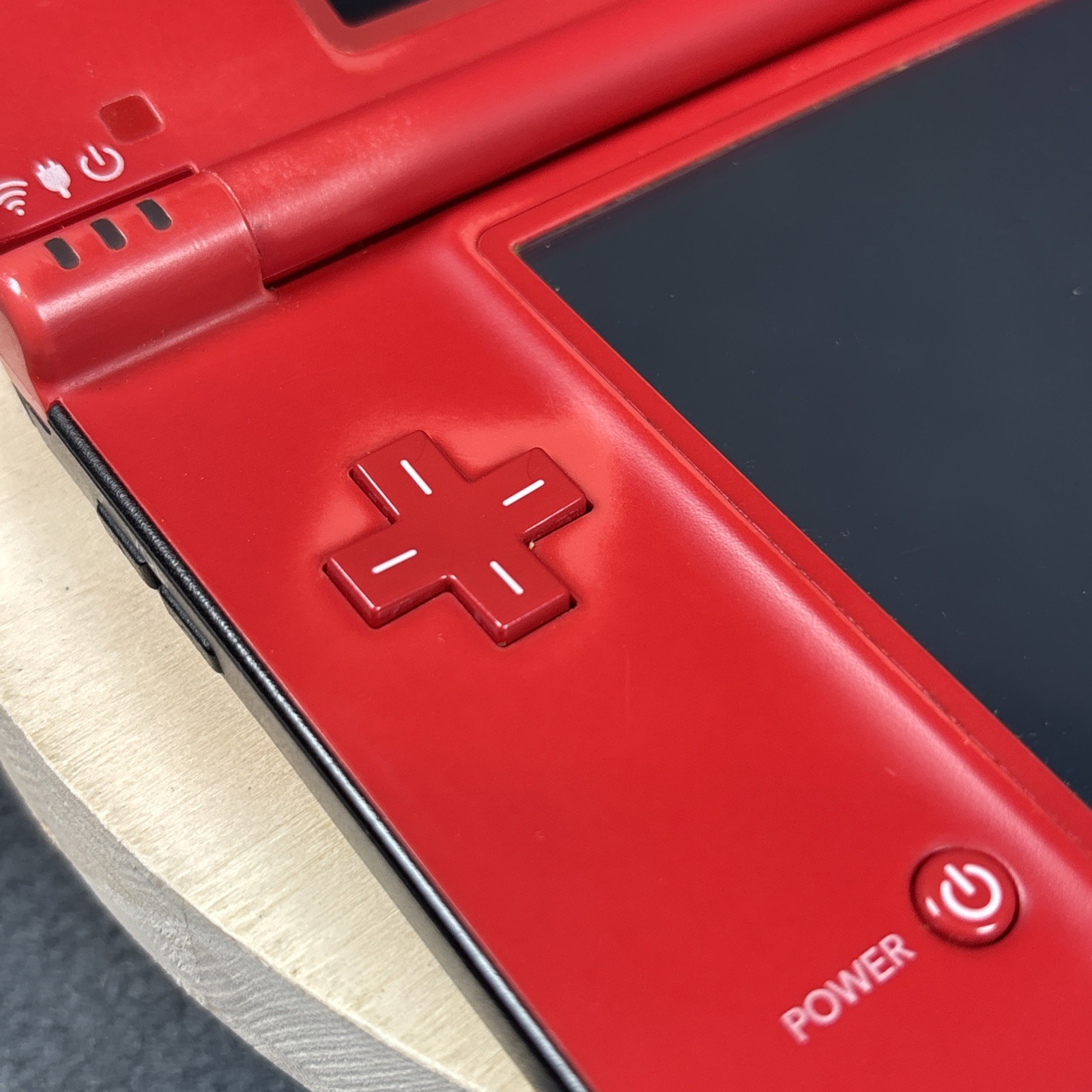 Nintendo DSi XL Super Mario Bros 25th Anniversary Edition w/ Charger – Tested