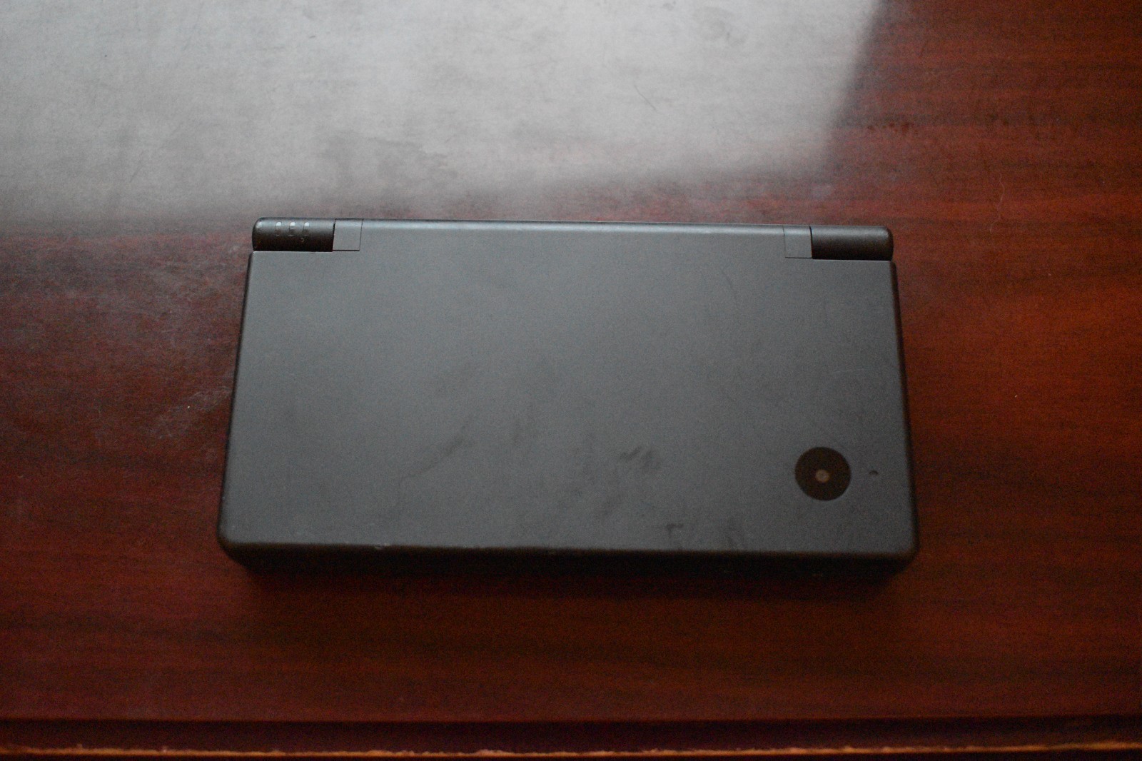 Nintendo DSi(NTSC-J) – Black, GREAT condition, no stylus, no charger