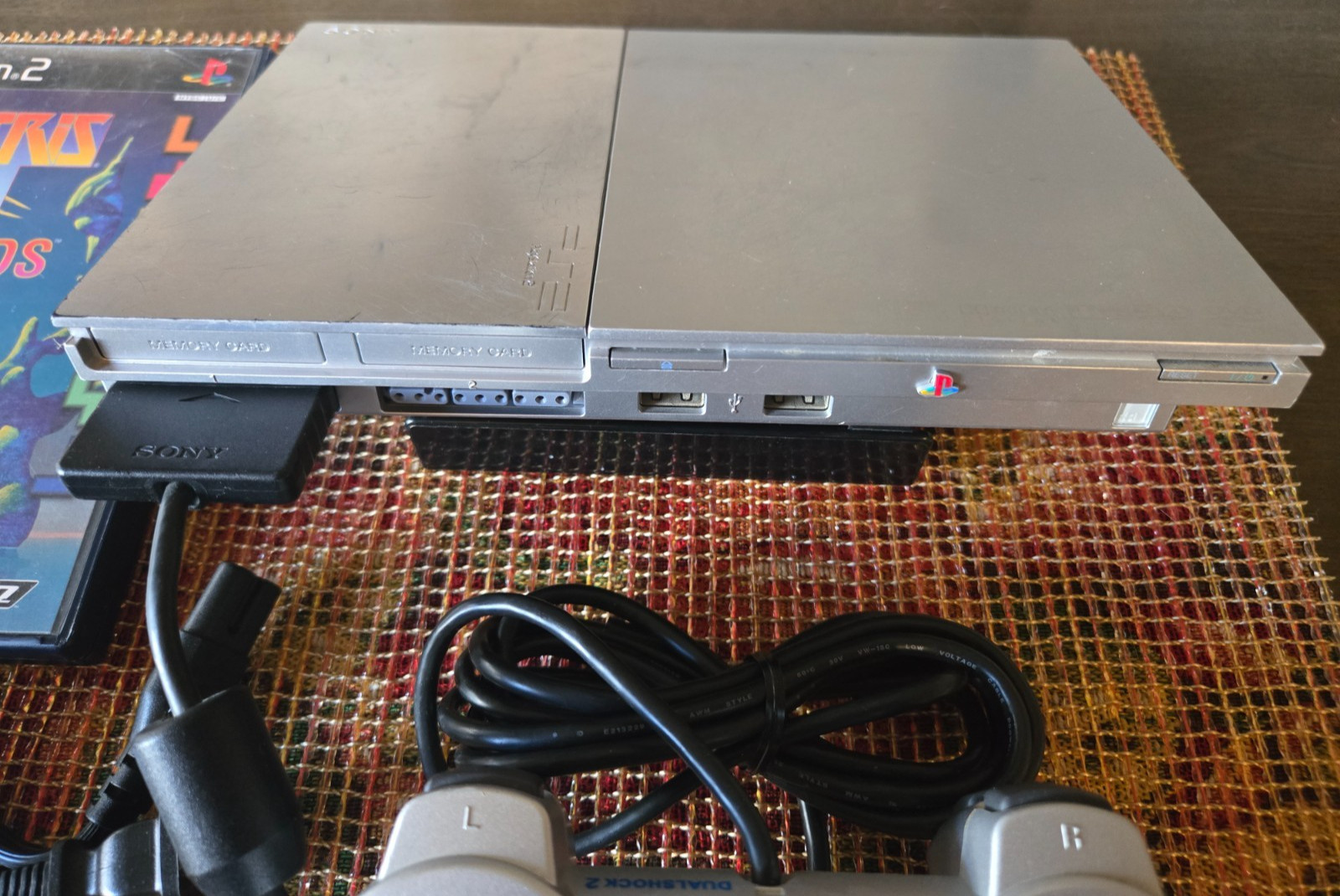 Sony PlayStation 2 PS2 Slim Silver Console SCPH-90001 With OEM Controller + Game