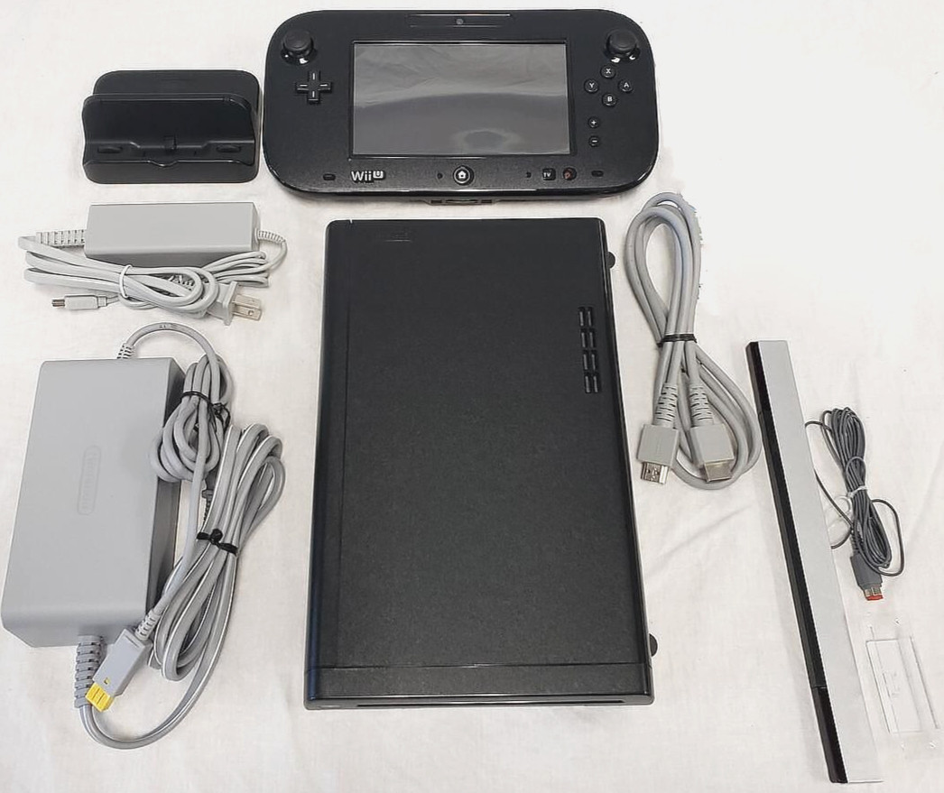 Renewed Nintendo Wii U Gaming System 32GB Console + Gamepad Complete Bundle