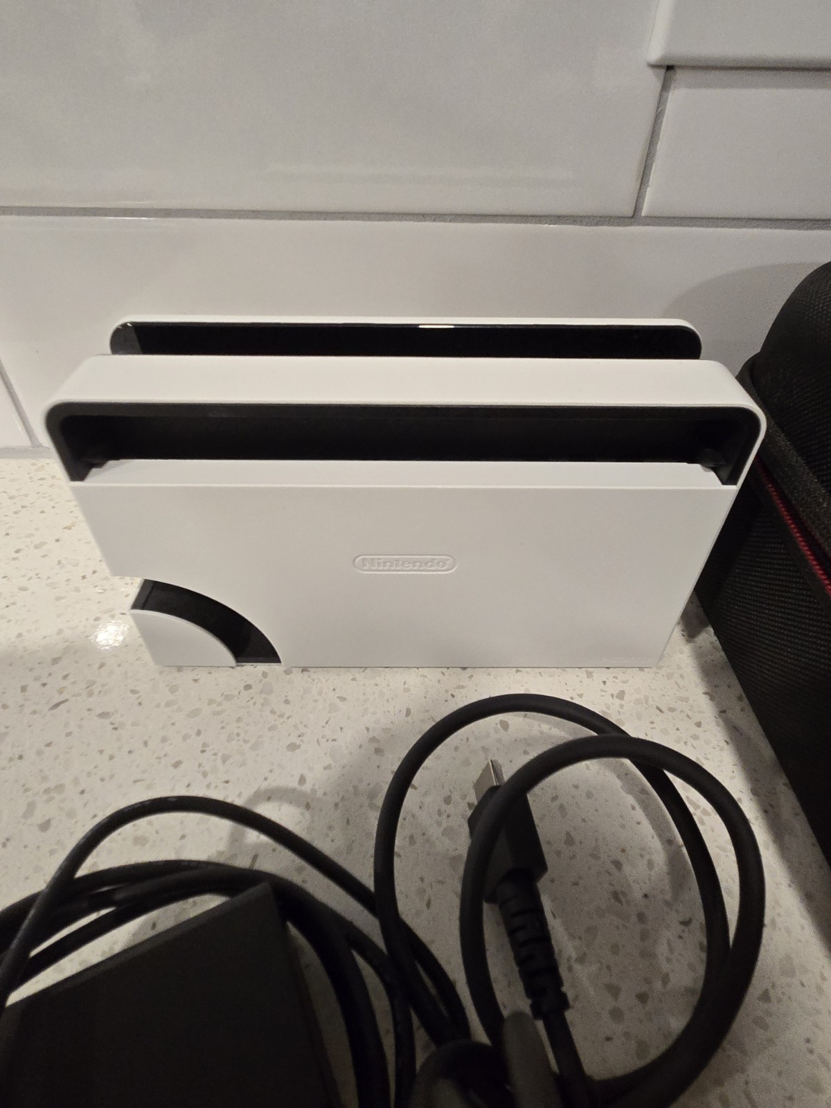 Nintendo Switch OLED Model HEG-001 Handheld Console – 64GB – White with games