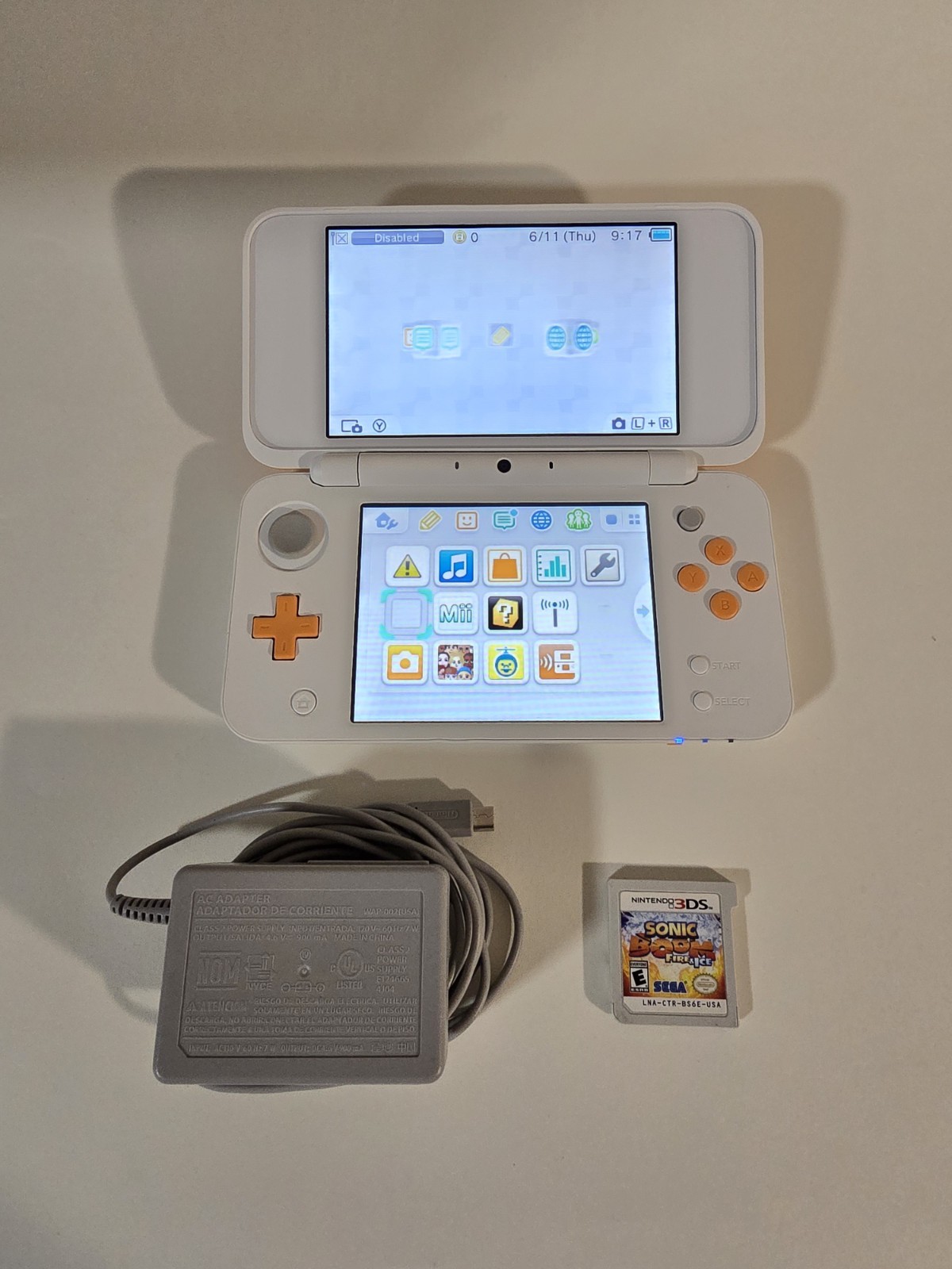 Nintendo 2DS XL Console – White/Orange + Game Cartridge