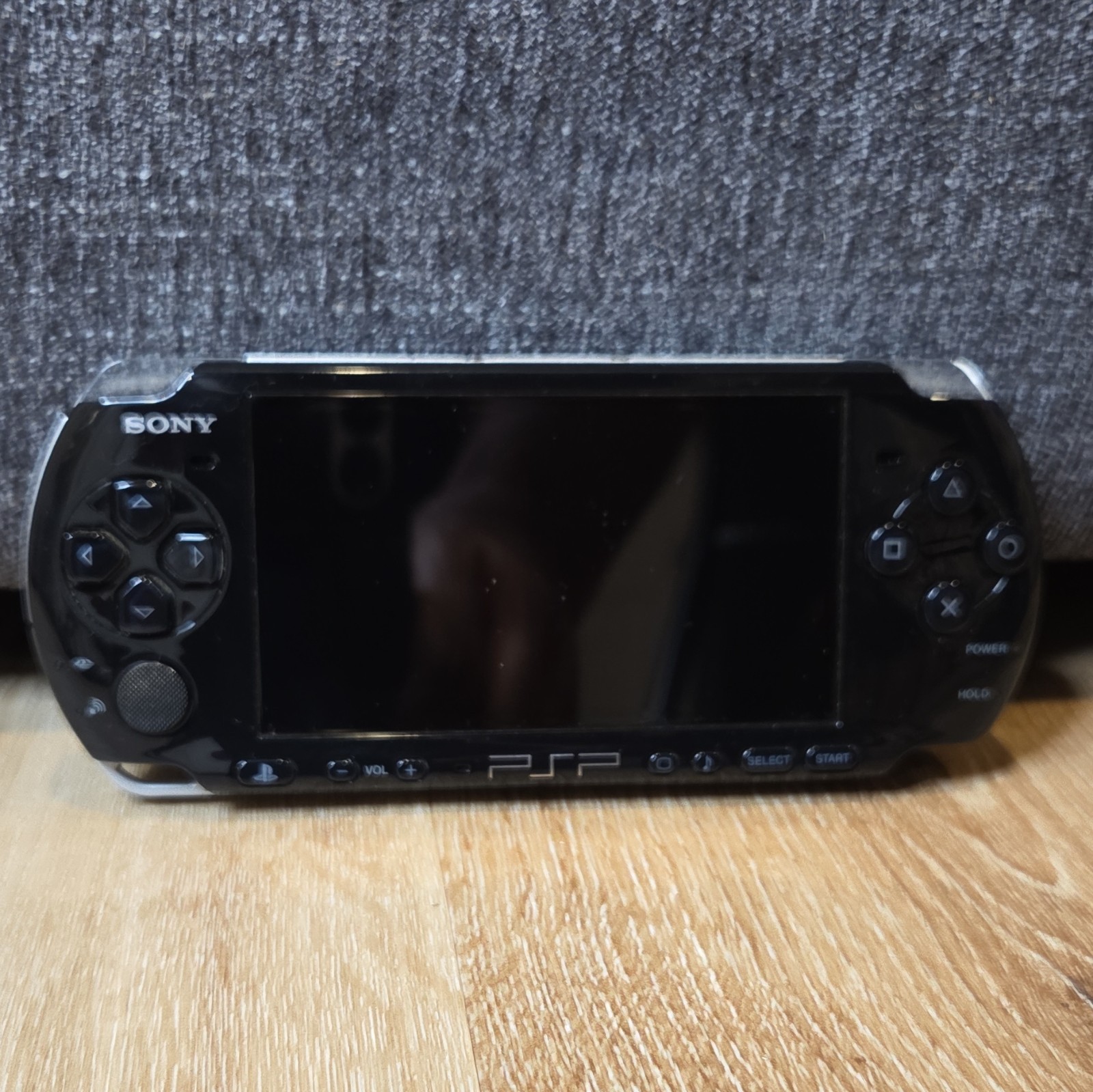 Sony PSP-3010 Black Handheld Console w/Micro SD Metal Gear Solid GAMESTOP TESTED