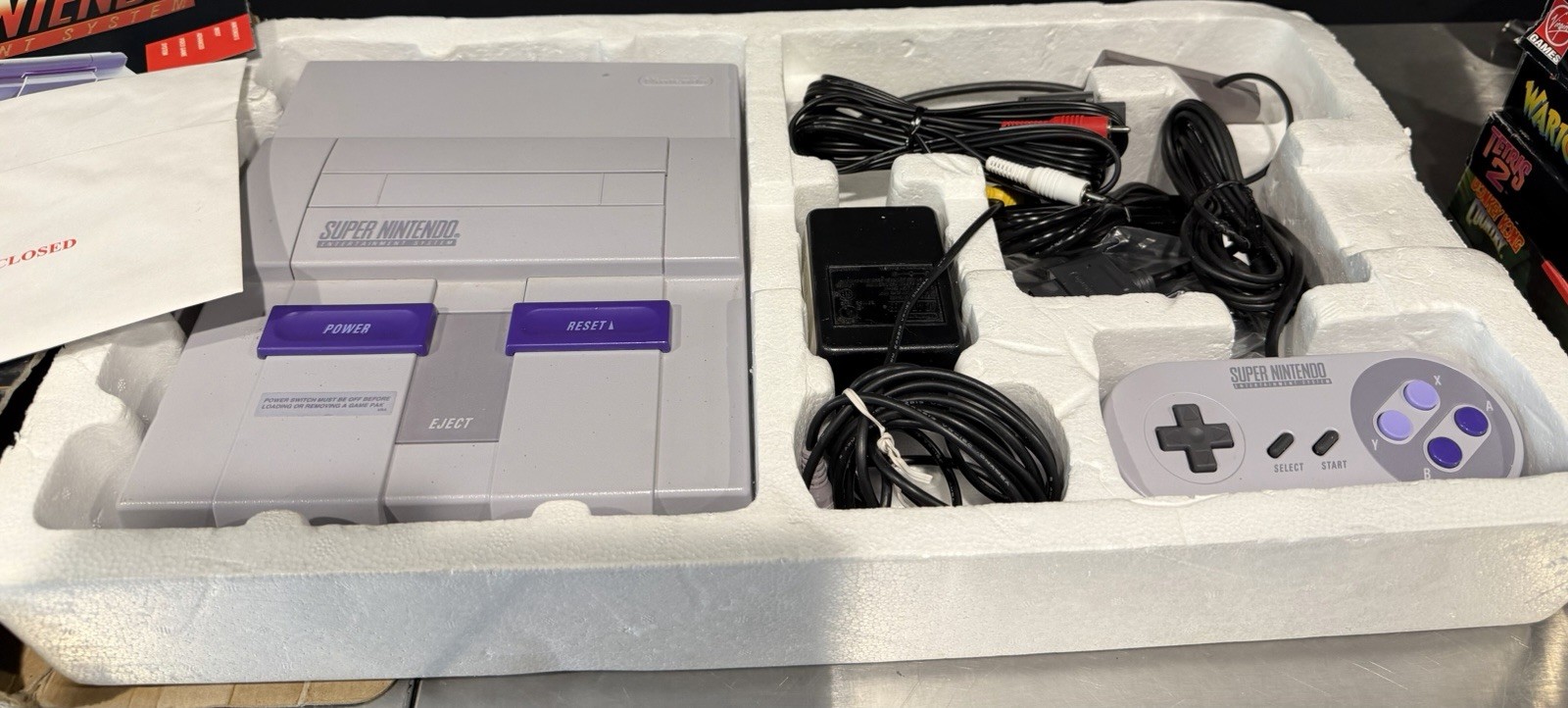 Super Nintendo SNES Console Super Set Near Complete Super Mario World+Games!