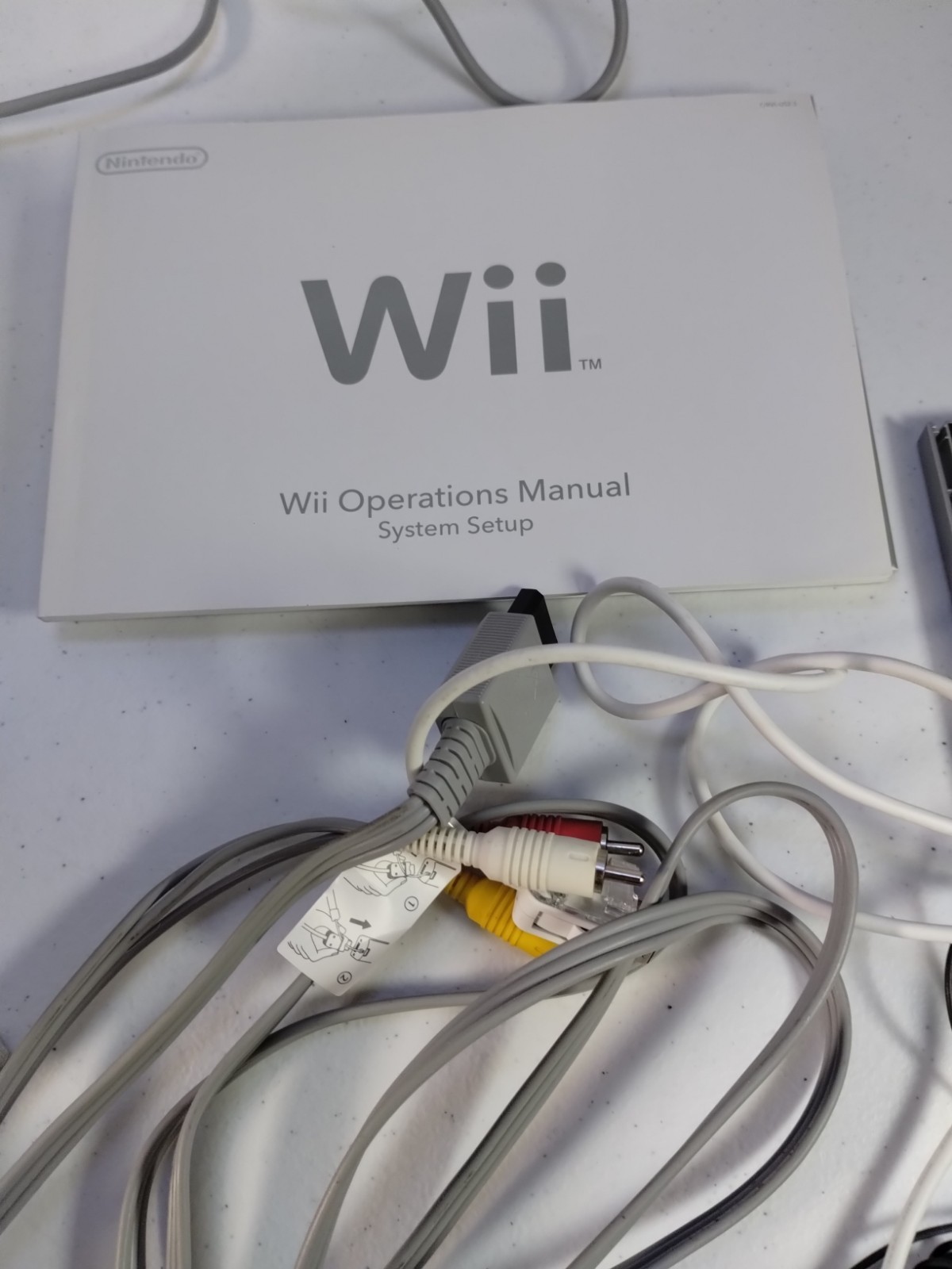 Nintendo Wii RVL-001 Console Bundle Gamecube Compatible Motion Plus – Tested