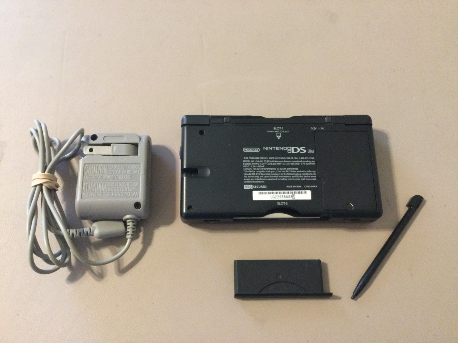 Nintendo DS Lite Red/Black Handheld System plus Charger & Booklet – Tested