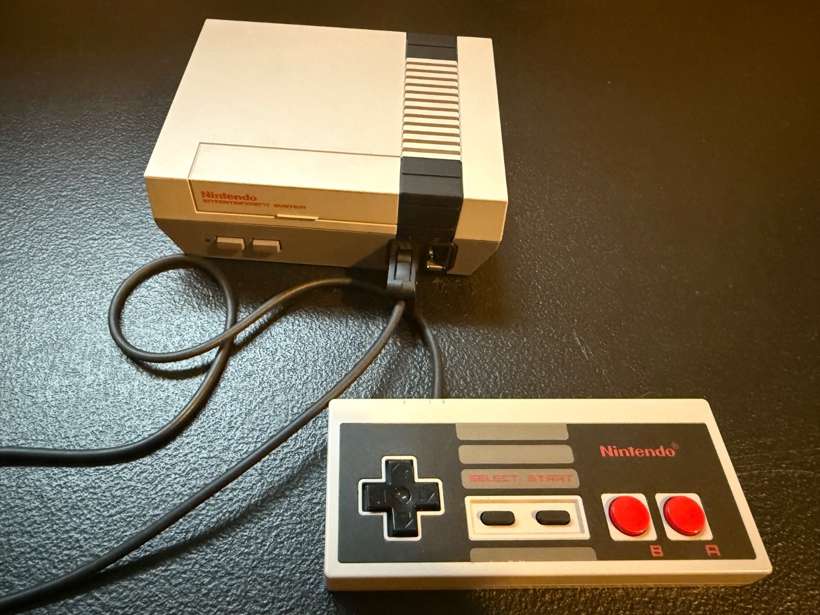 Nintendo Entertainment System 512MB NES Classic Edition Console – White/Gray