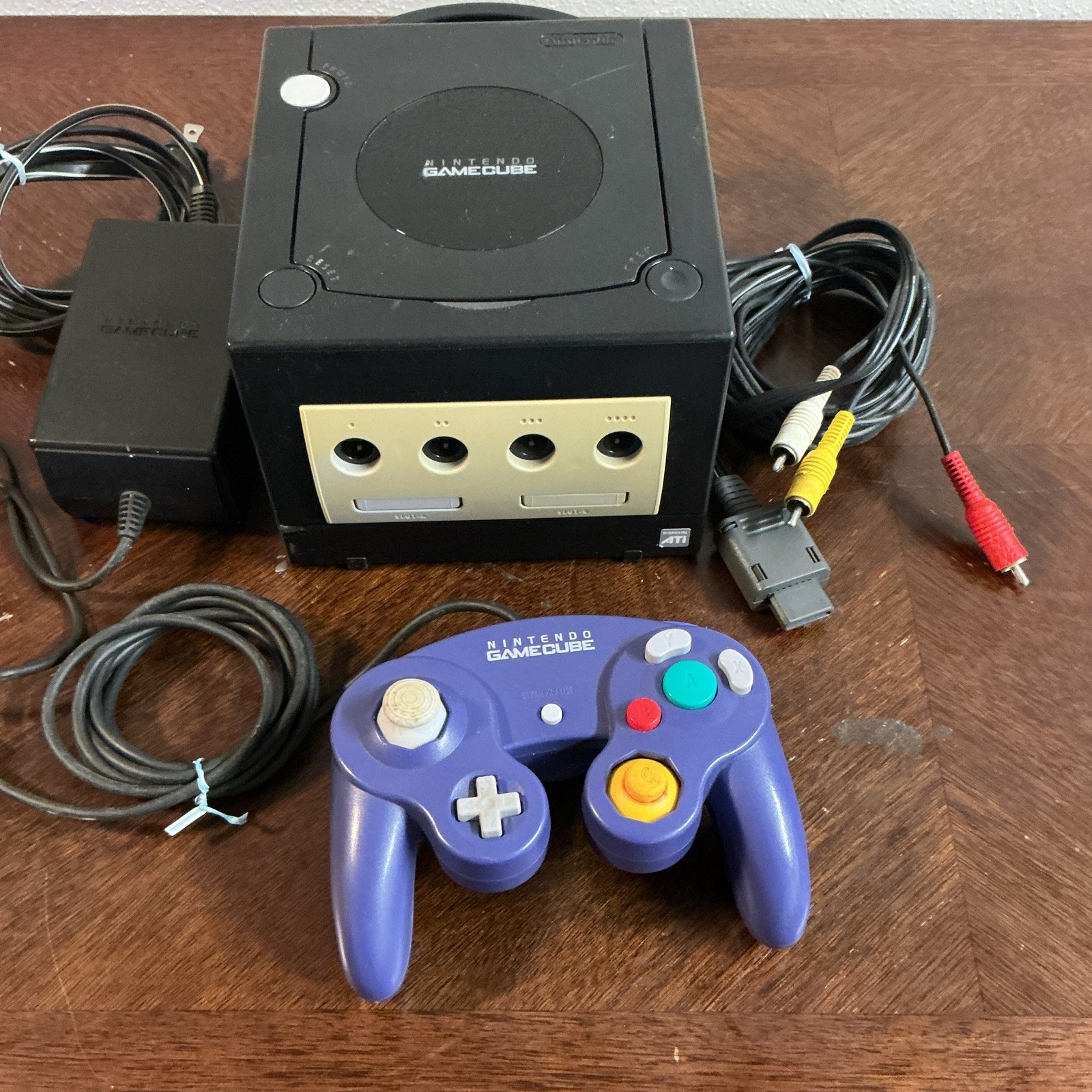 Nintendo GameCube DOL-001 Console Black/Silver w/ Controller AV Power NTSC-U/C