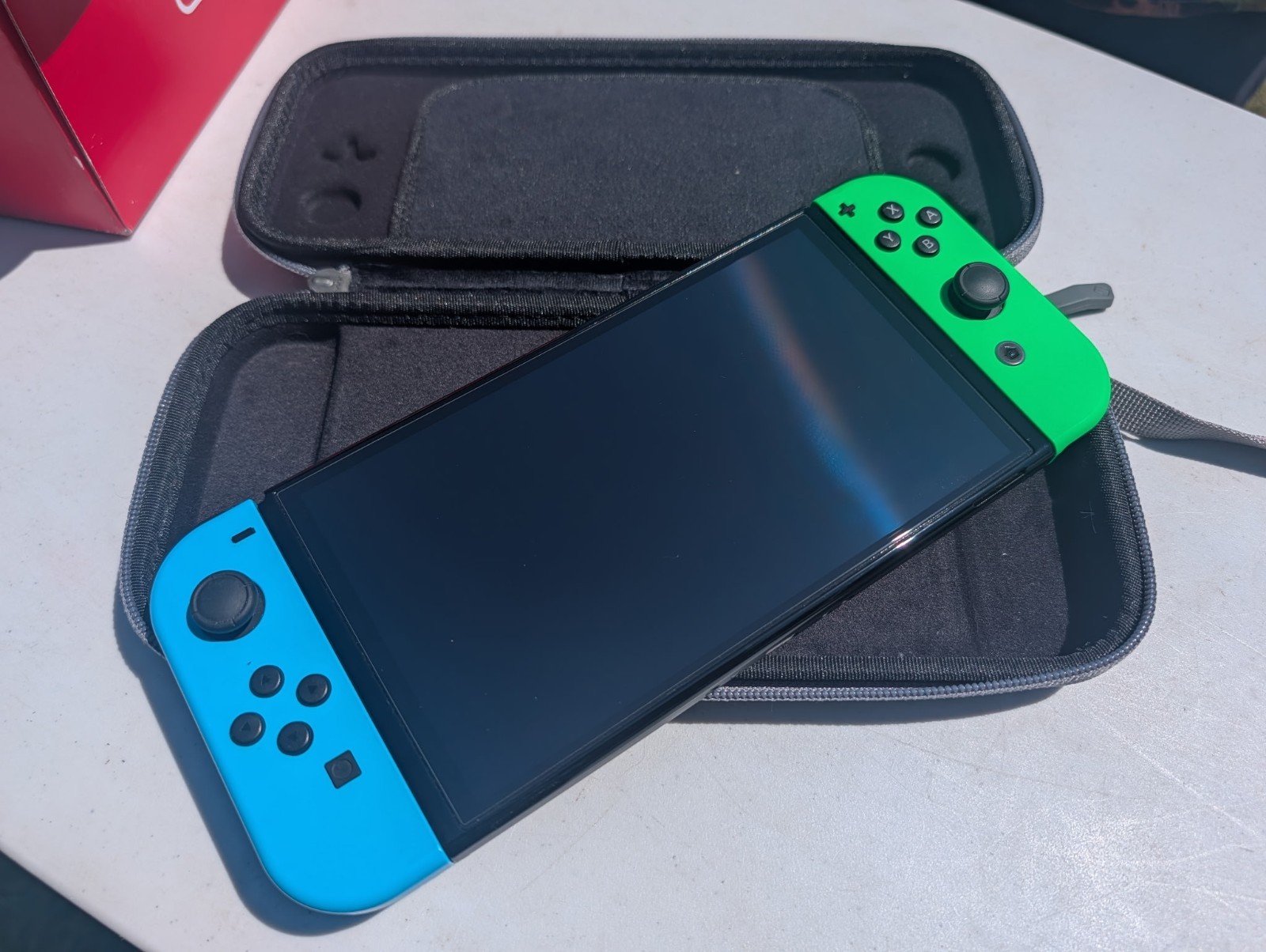 Nintendo Switch OLED 64GB Blue/Green Joy-Con Dock LAN Tomtoc Case Box