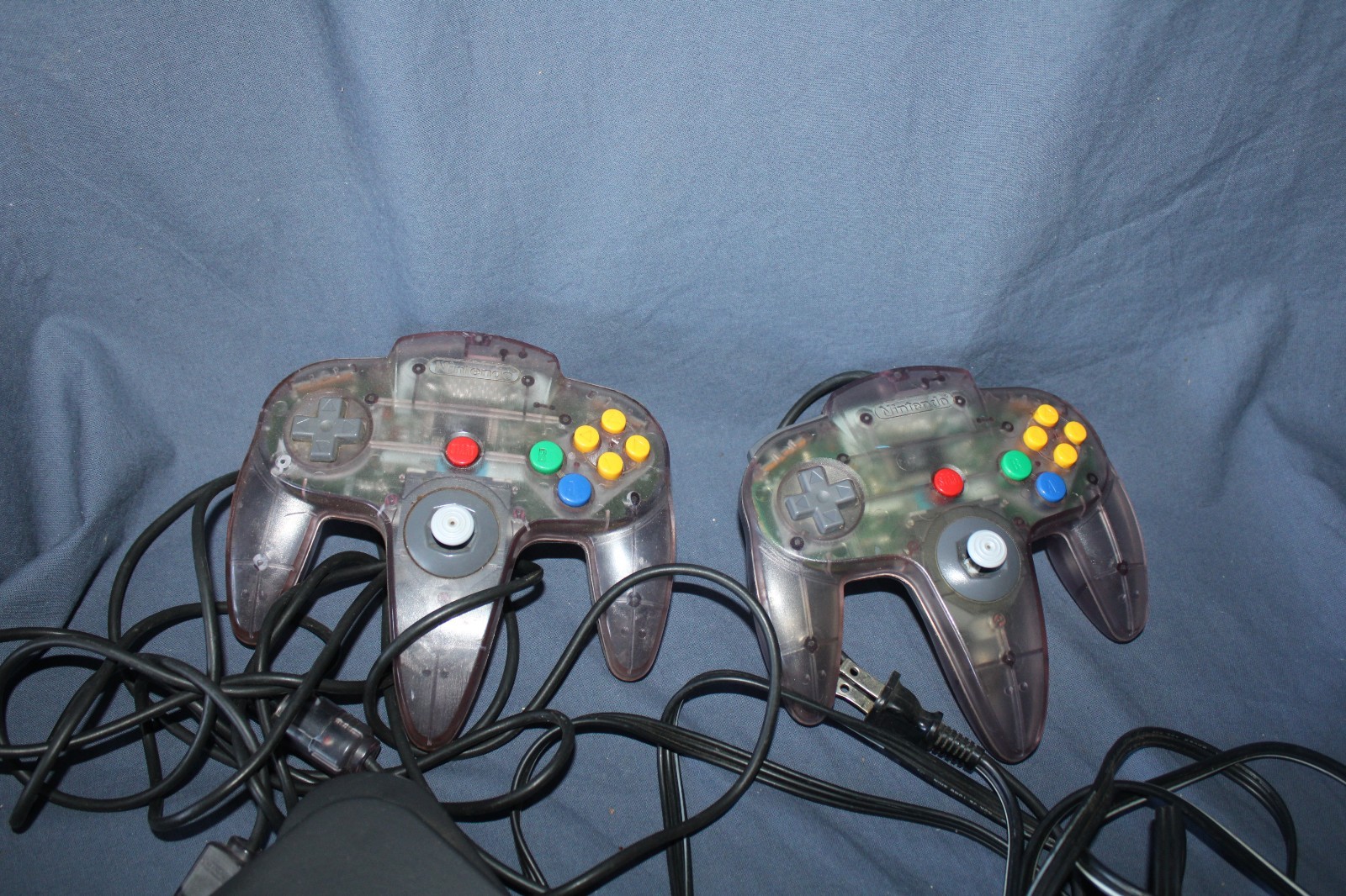 Nintendo 64 N64 Console Charcoal Gray Bundle W/ 2 Official Atomic Purple Control