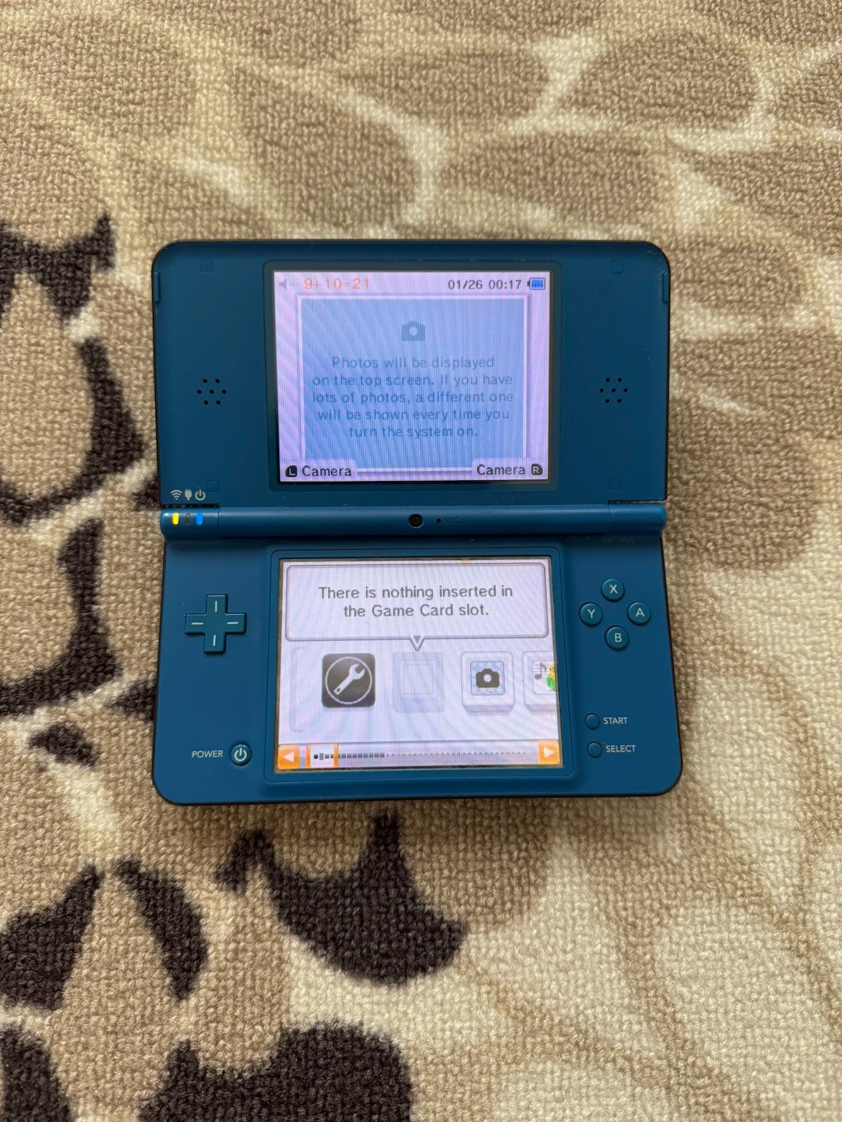 Nintendo DSi XL Blue Handheld System Touchscreen NTSC-U/C (US/CA) UTL-001