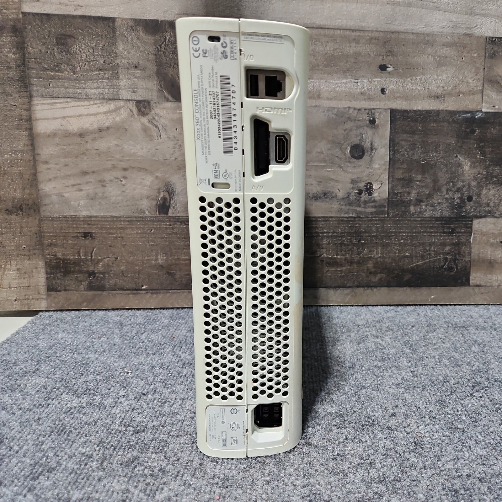 Microsoft Xbox 360 Console ONLY For Parts Turns On Has But RROD