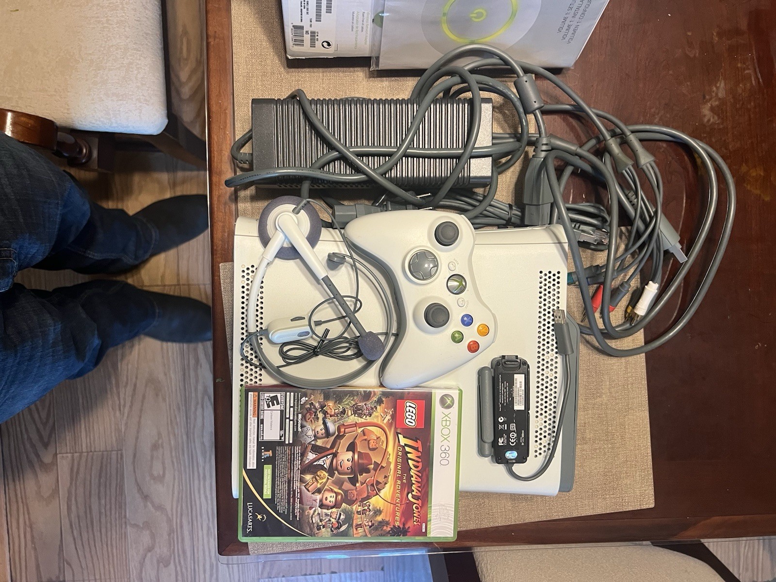 Microsoft Xbox 360 60GB White Console w/ Wireless Controller, Cables, Games