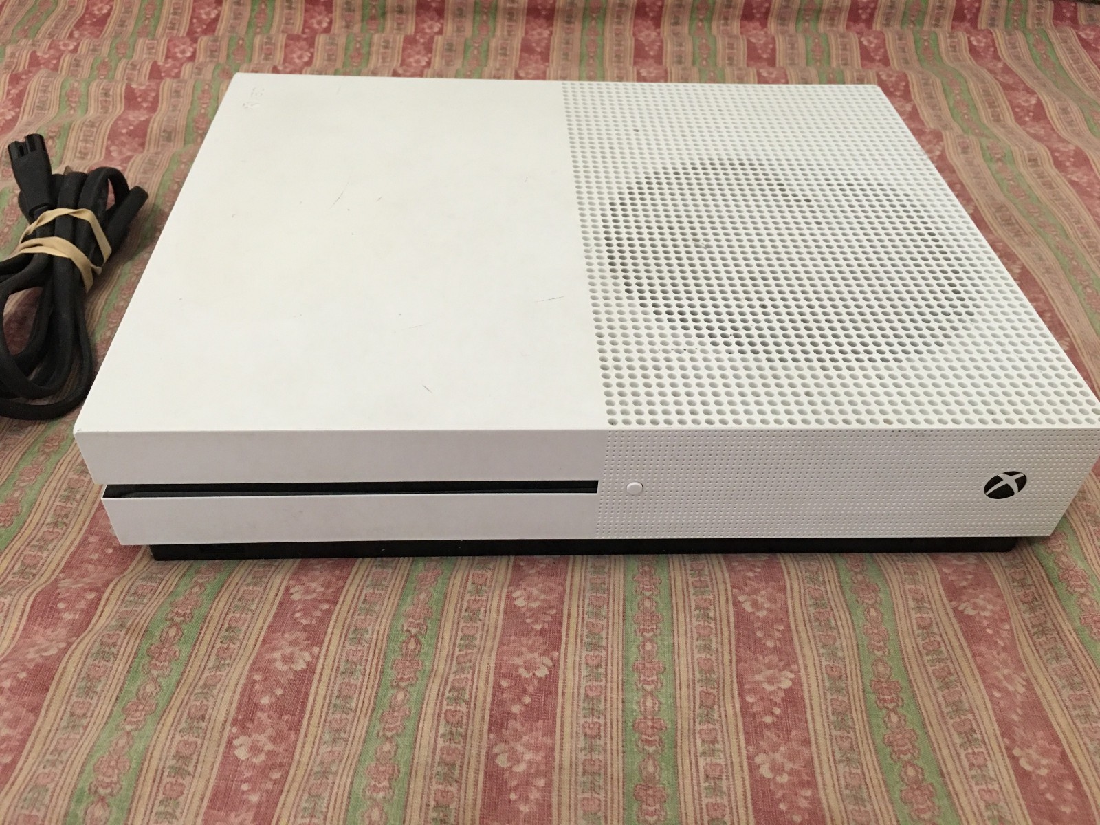 Microsoft Xbox One S 500GB system