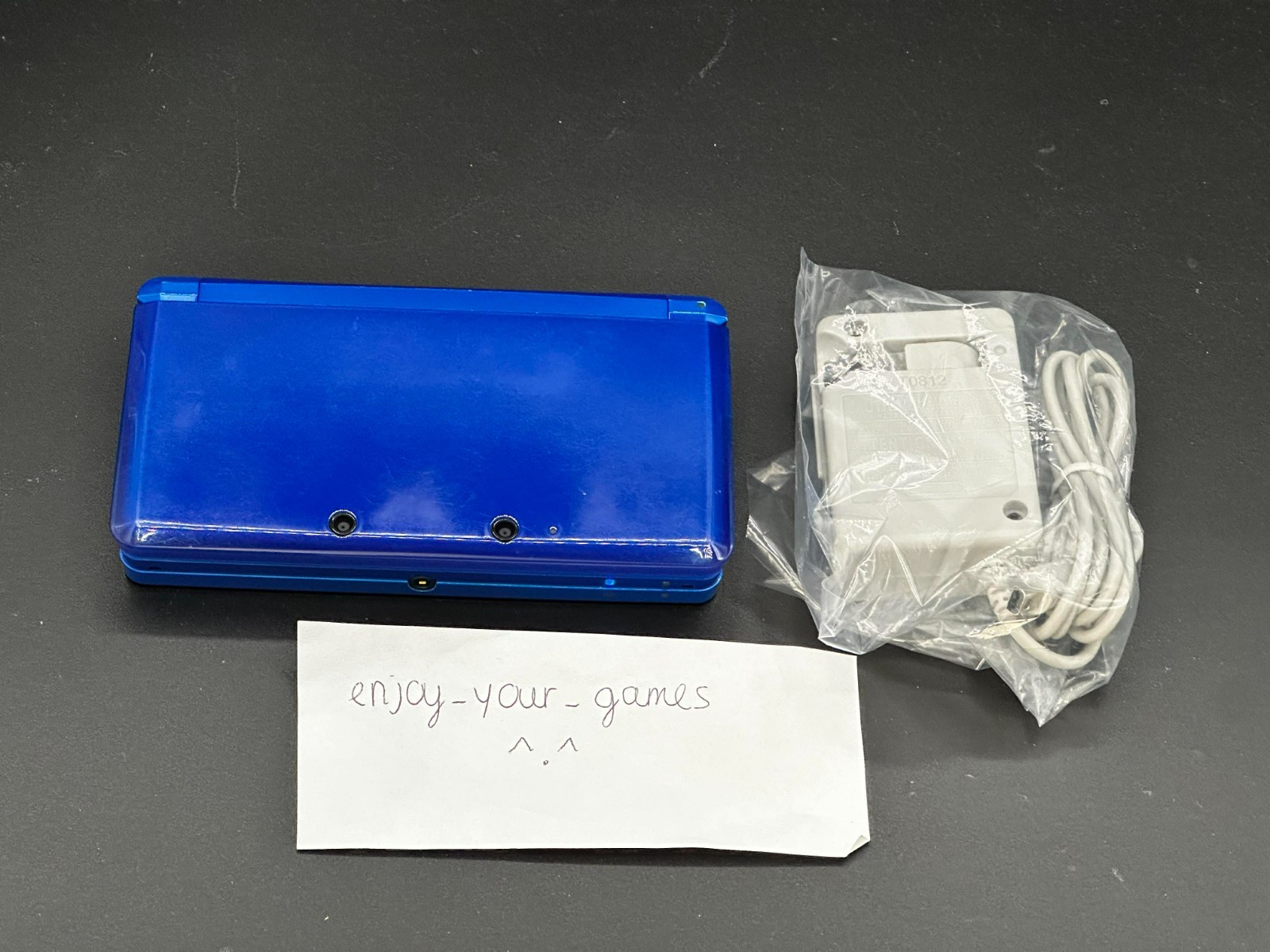 Nintendo 3DS | English | Charger | Pick Your Color | USA Seller – Ship in 1-DAY