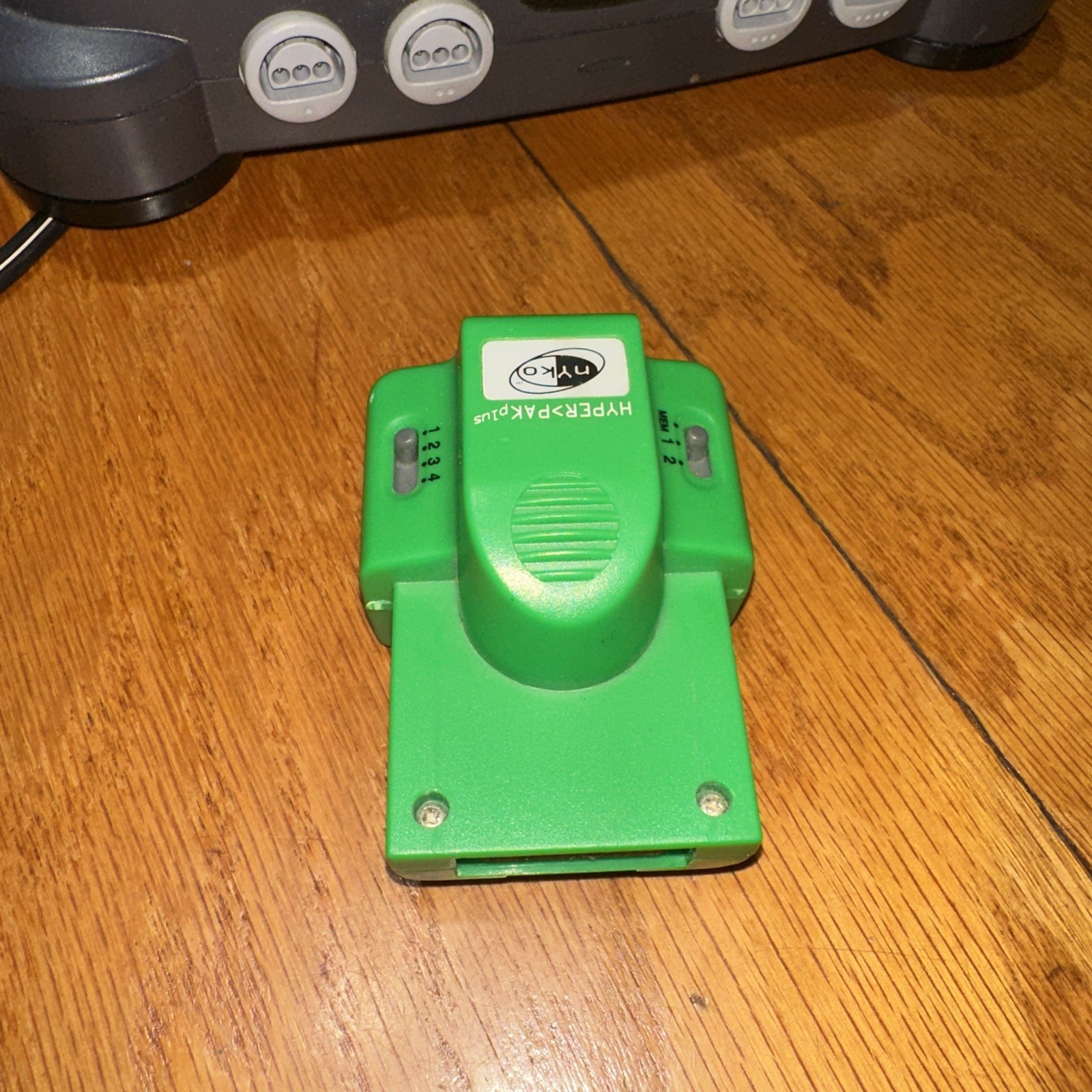 Nintendo 64 N64 Console System and 2 Controllers And Hyperpak