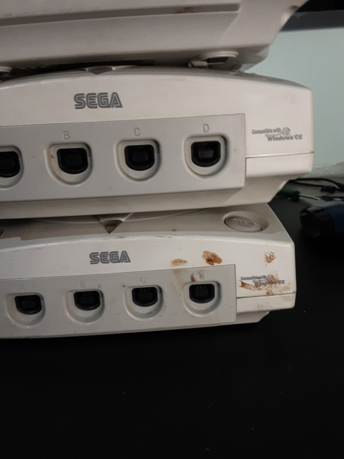 Lot Of 10 Broken Sega Dreamcast Consoles Various Issues