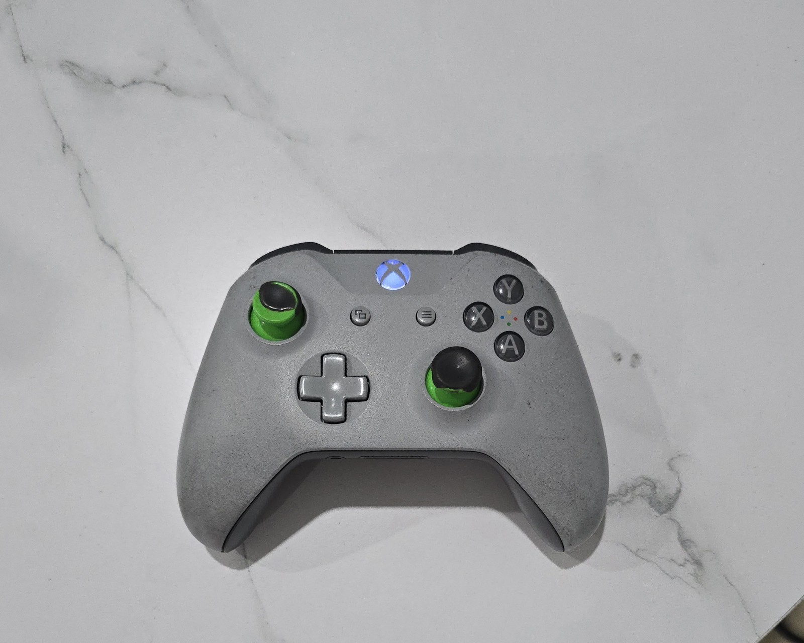 Microsoft Xbox One Halo 5: Guardians Limited Edition 1TB Black & Silver Console