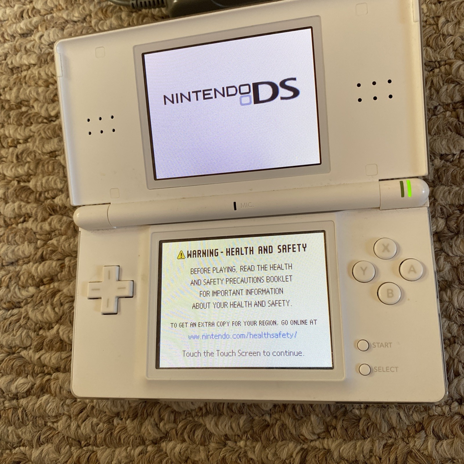 NICE Nintendo DS Lite USG-001 Polar White w/stylus charger gba dust cover OEM