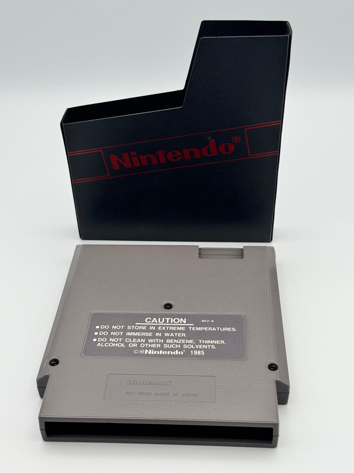 Nintendo NES Top Loader NES-101 – composite AV mod – dog bone controller extras
