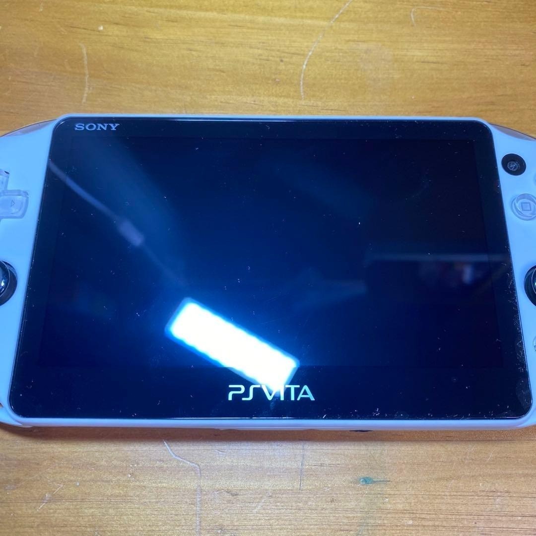 PSVITA 2000 Console, Glacier White 6257 From Japan