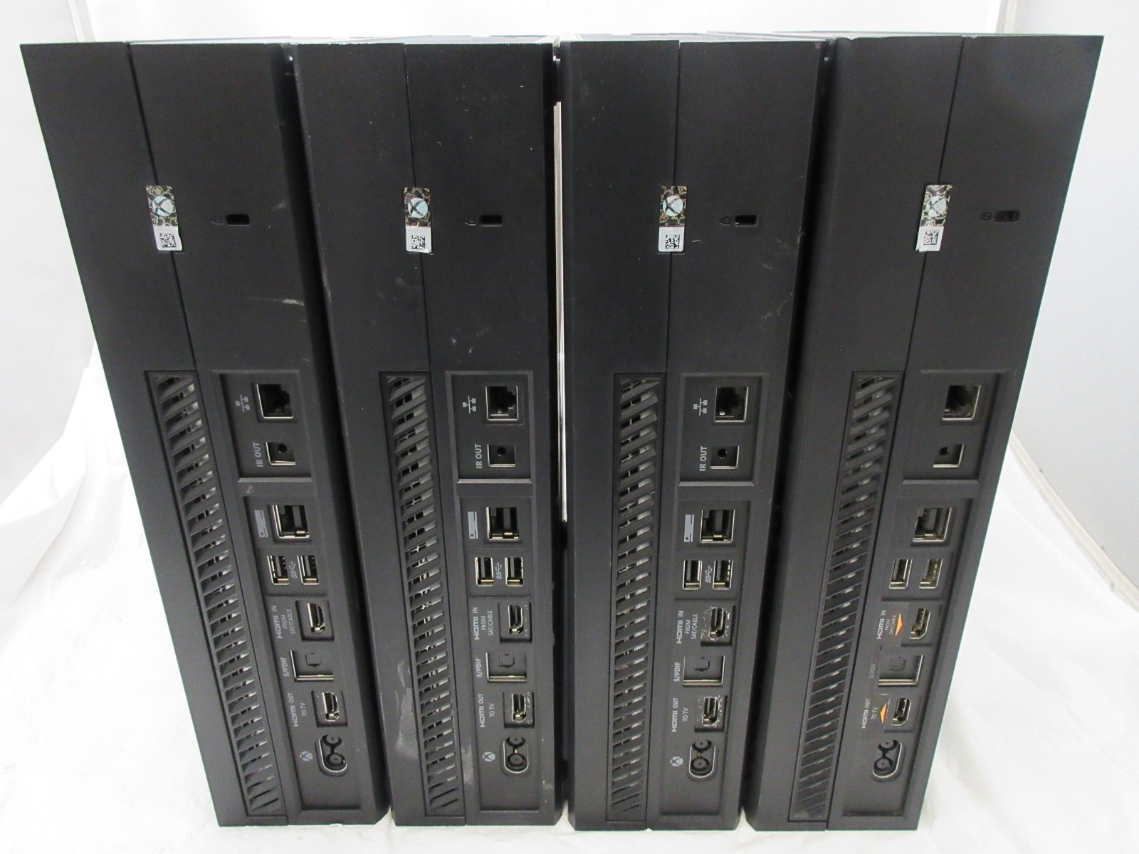 Lot of 4 Microsoft XBox One Model 1540 : Black Console Only : Grade C