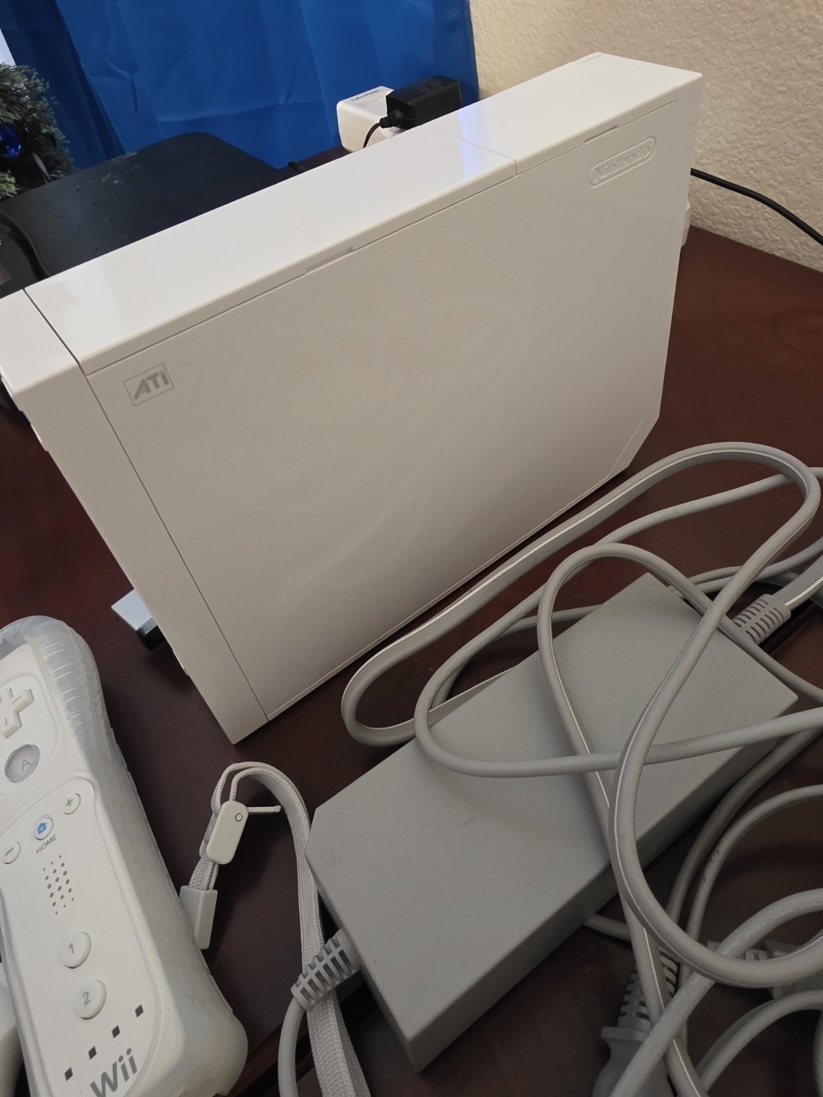 Nintendo Wii RVL-001(USA) White Console Bundle, TESTED WORKING