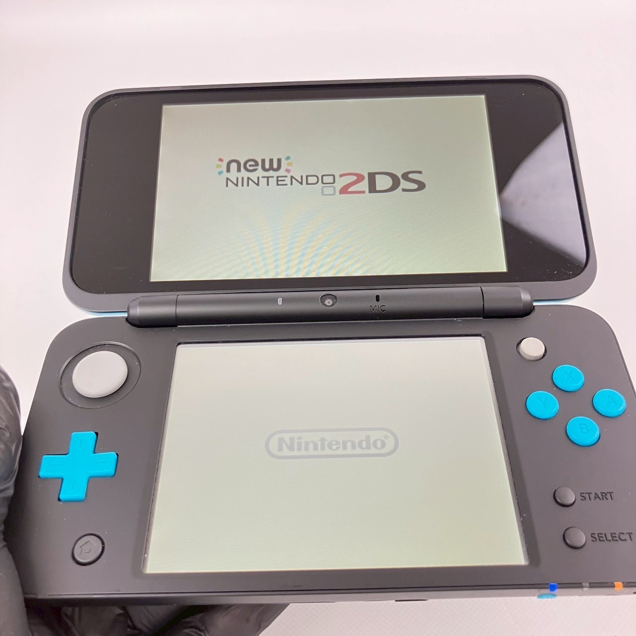 Nintendo new 2DS XL LL Turquoise x Black Console Boxed S Rank Japanese Only 18