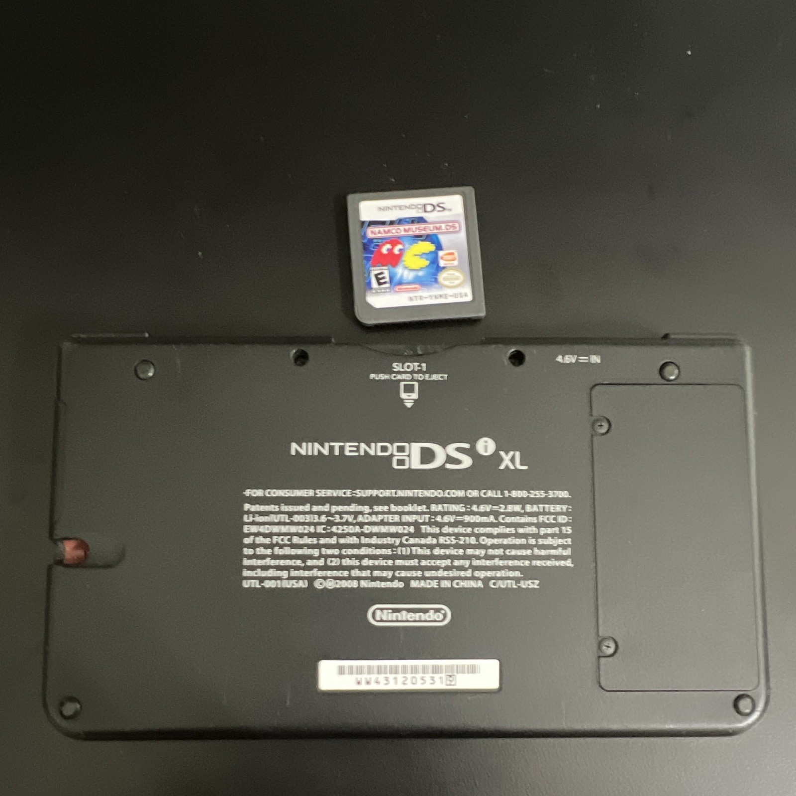 Nintendo DSi XL Red Super Mario Bros 25th Anniversary Edition NTSC-U/C 2010