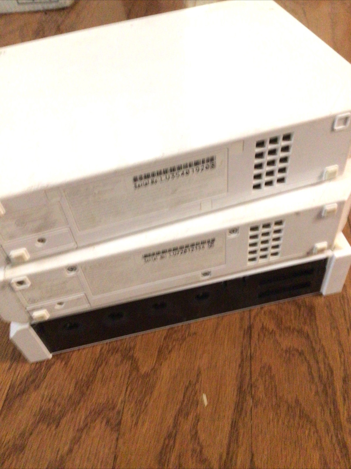 Nintendo Wii RVL-001 1TB & 2 RVL-001 standard 3 Power Chords Controllers