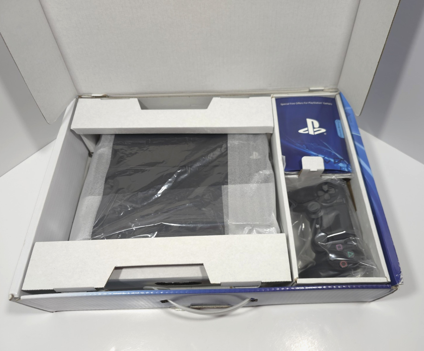 SONY PlayStation 4 500GB Launch, Complete In Box, PS4 Firmware 10.50, Tested